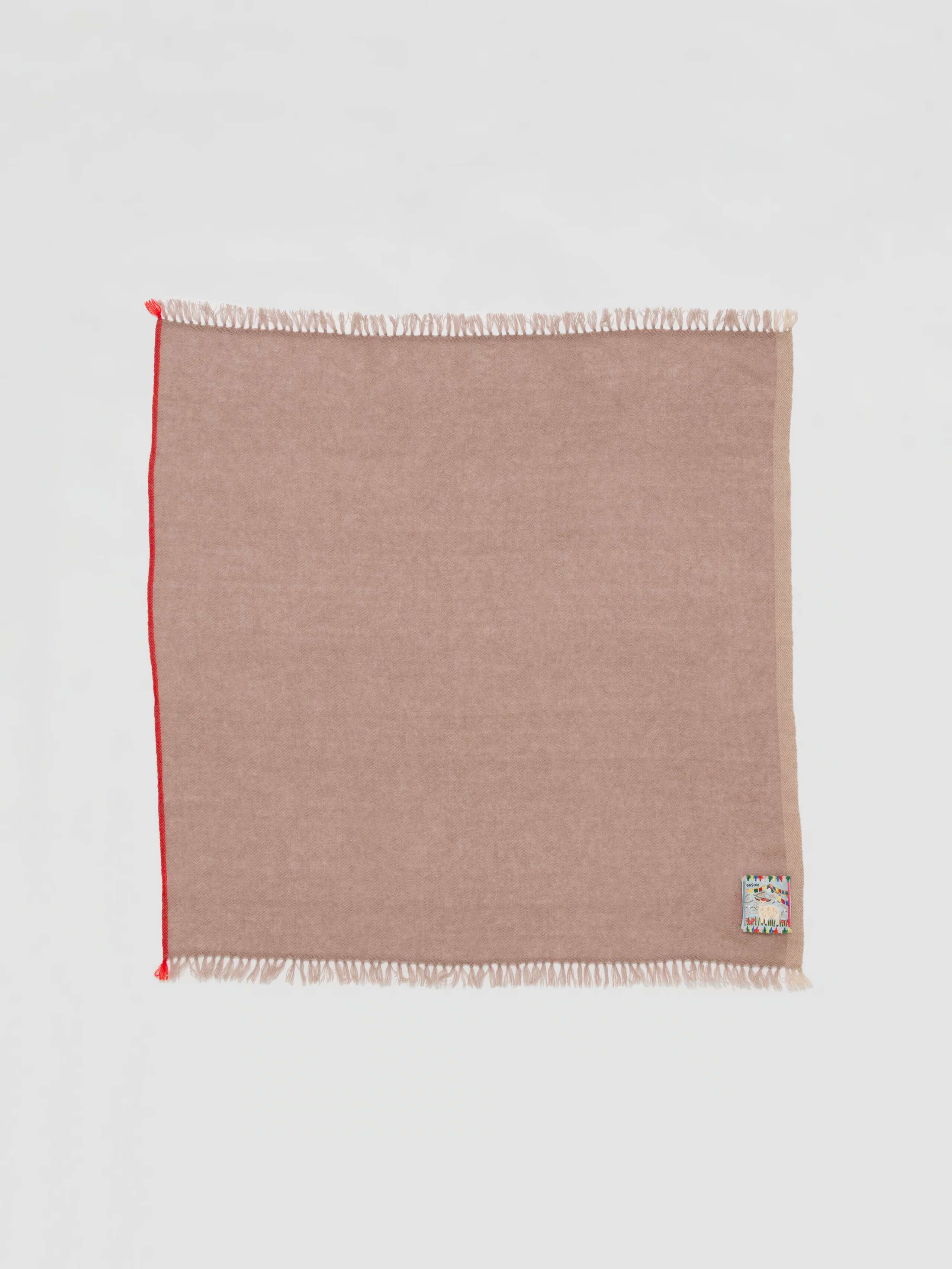 Blia Stole in Twinset Beige