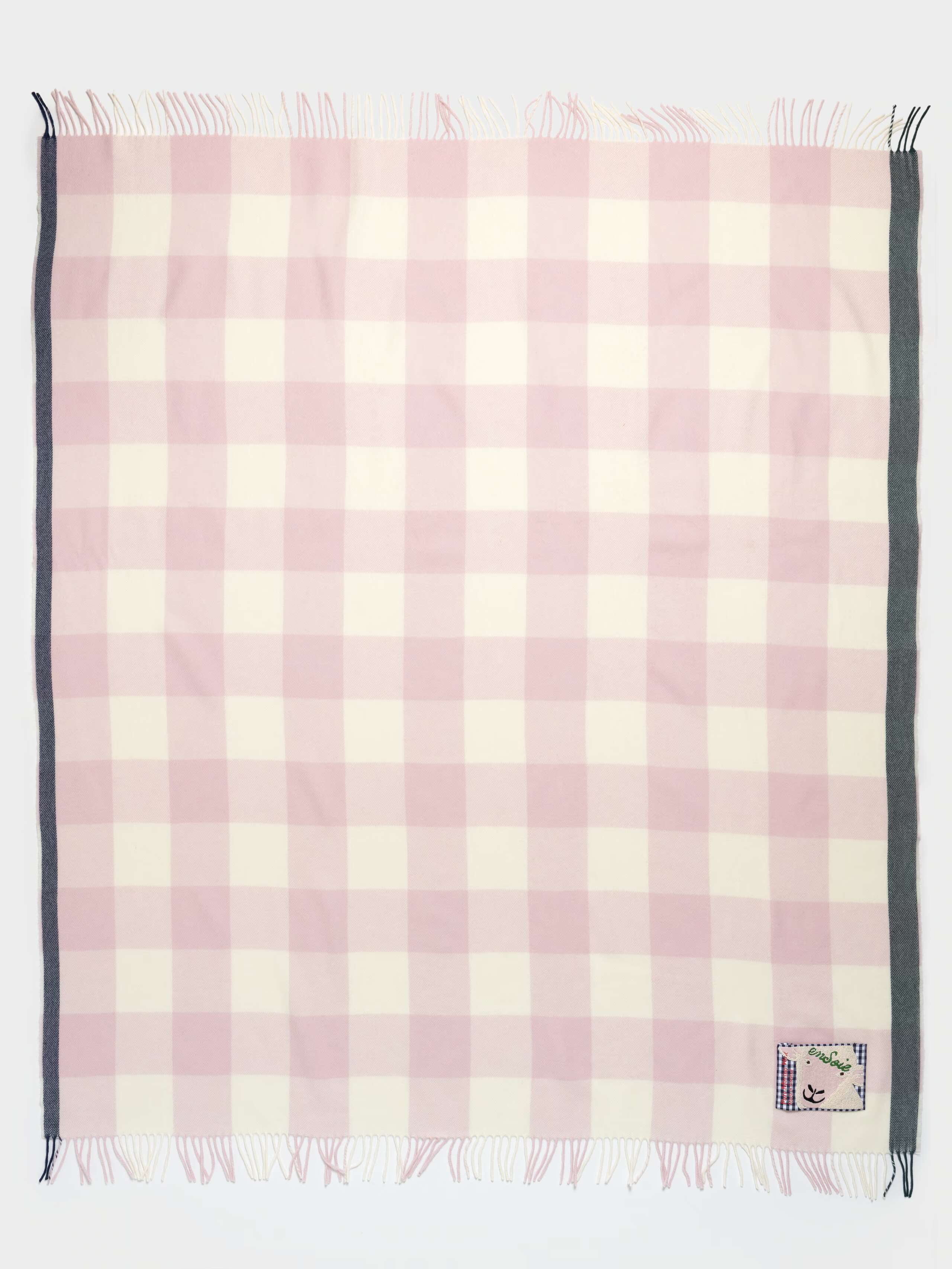 Product Shot of James Wool Blanket in Soft Pink 
