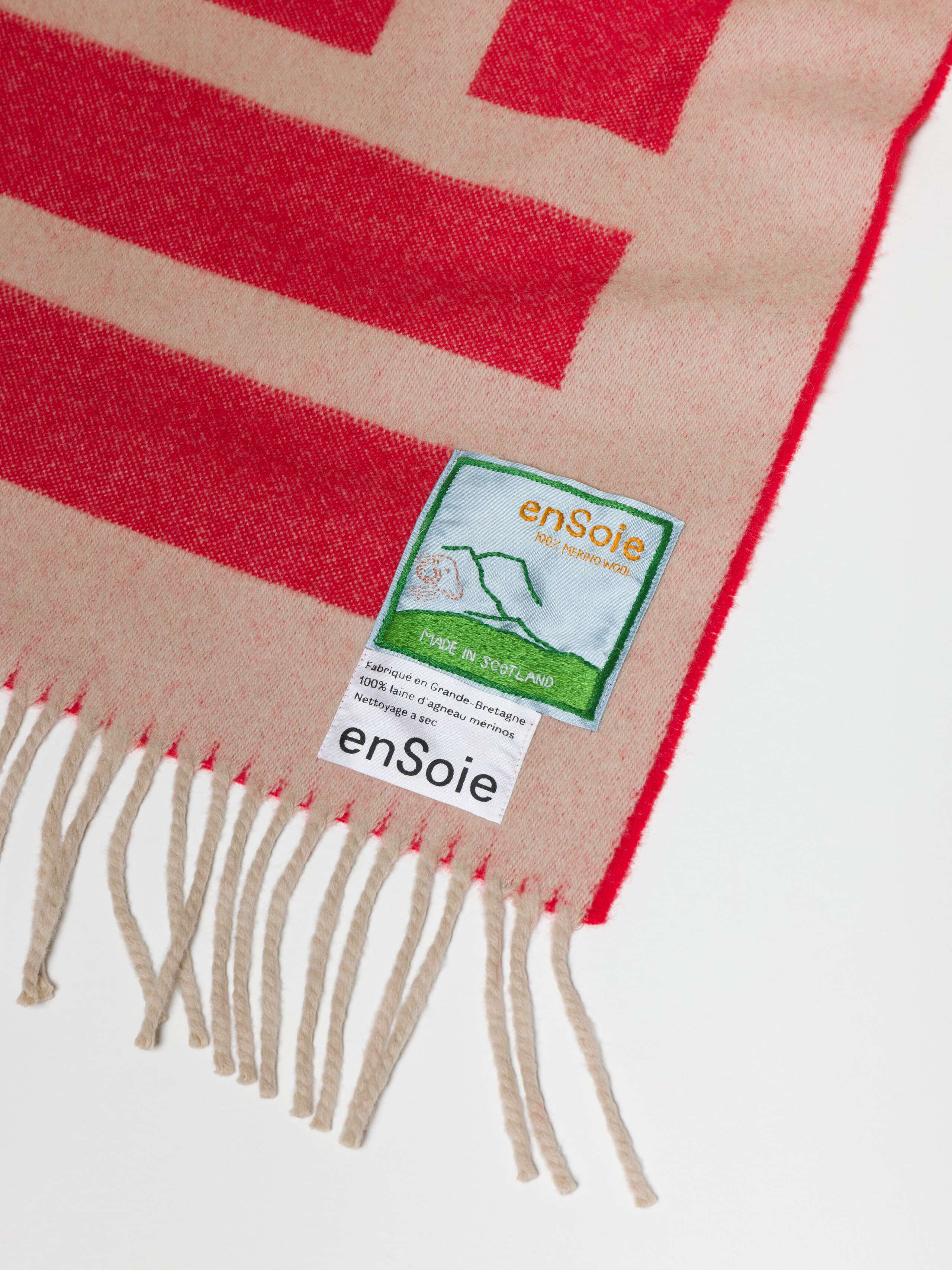 Block Heart Wool blanket James using two colours red and beige woven wool