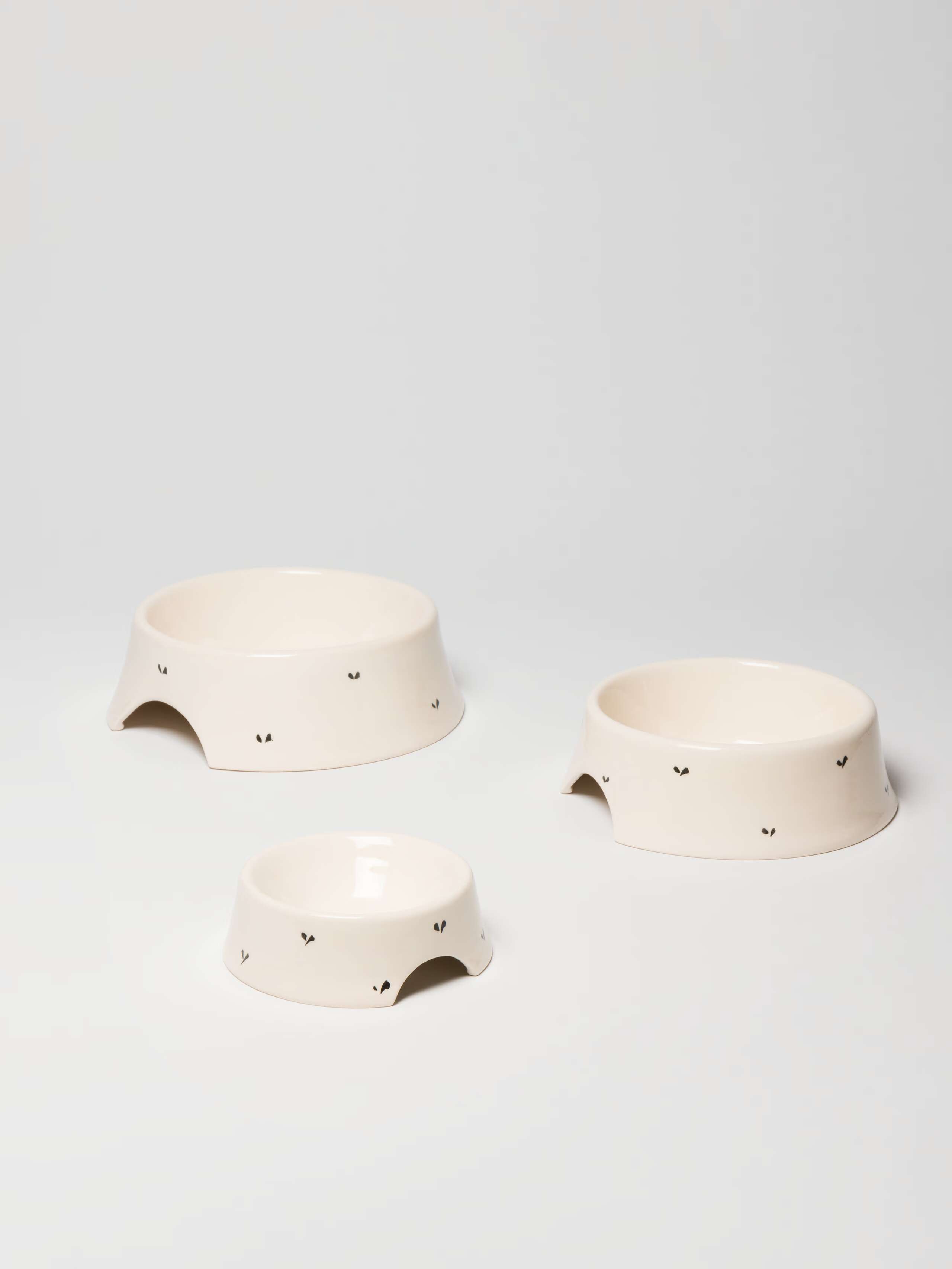 Lucy Animal Bowl in Ermine overview in S, M and L
