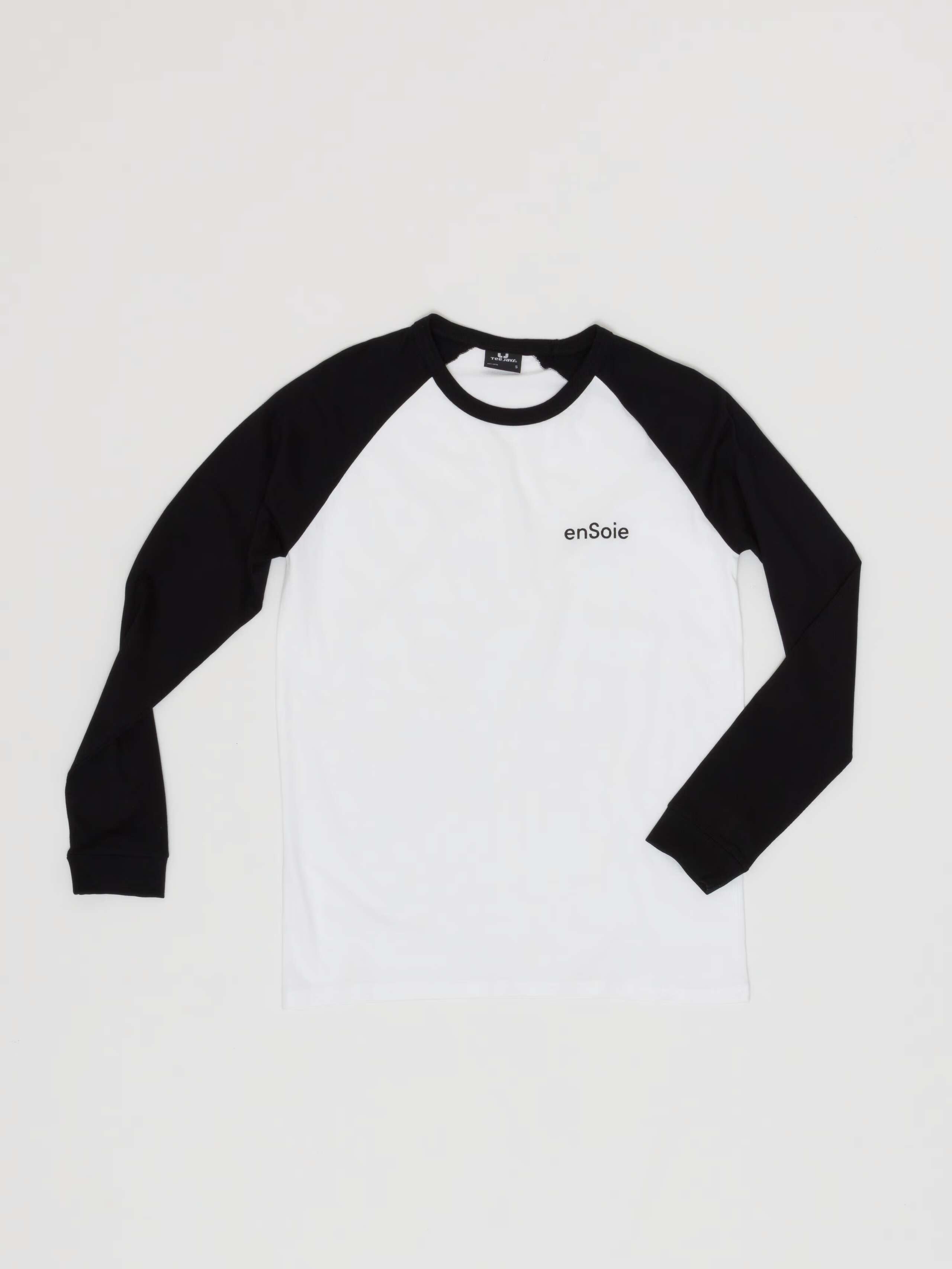 Raglan baseball shirt black and white