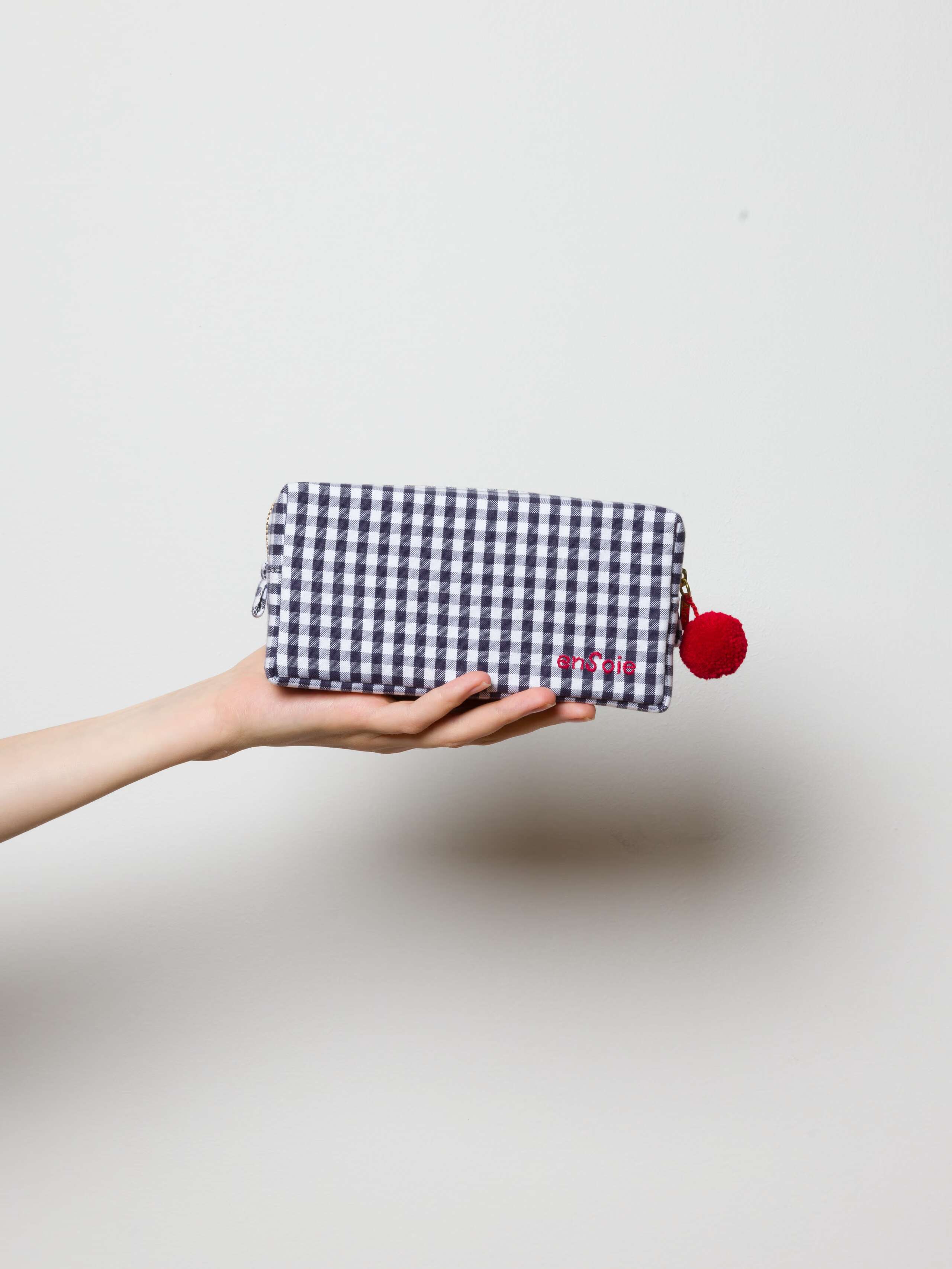 Linda Toiletry bag M