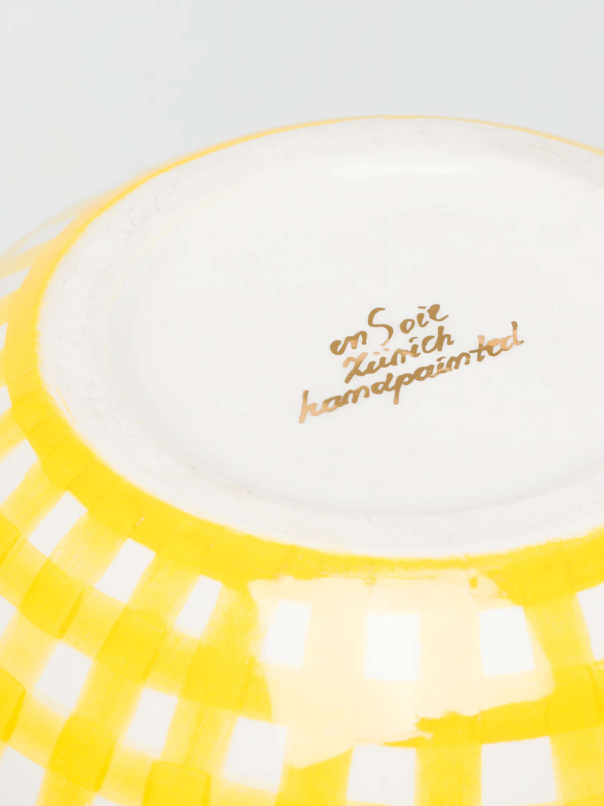 Detail shot of bottom sign on bonnie bowl XS