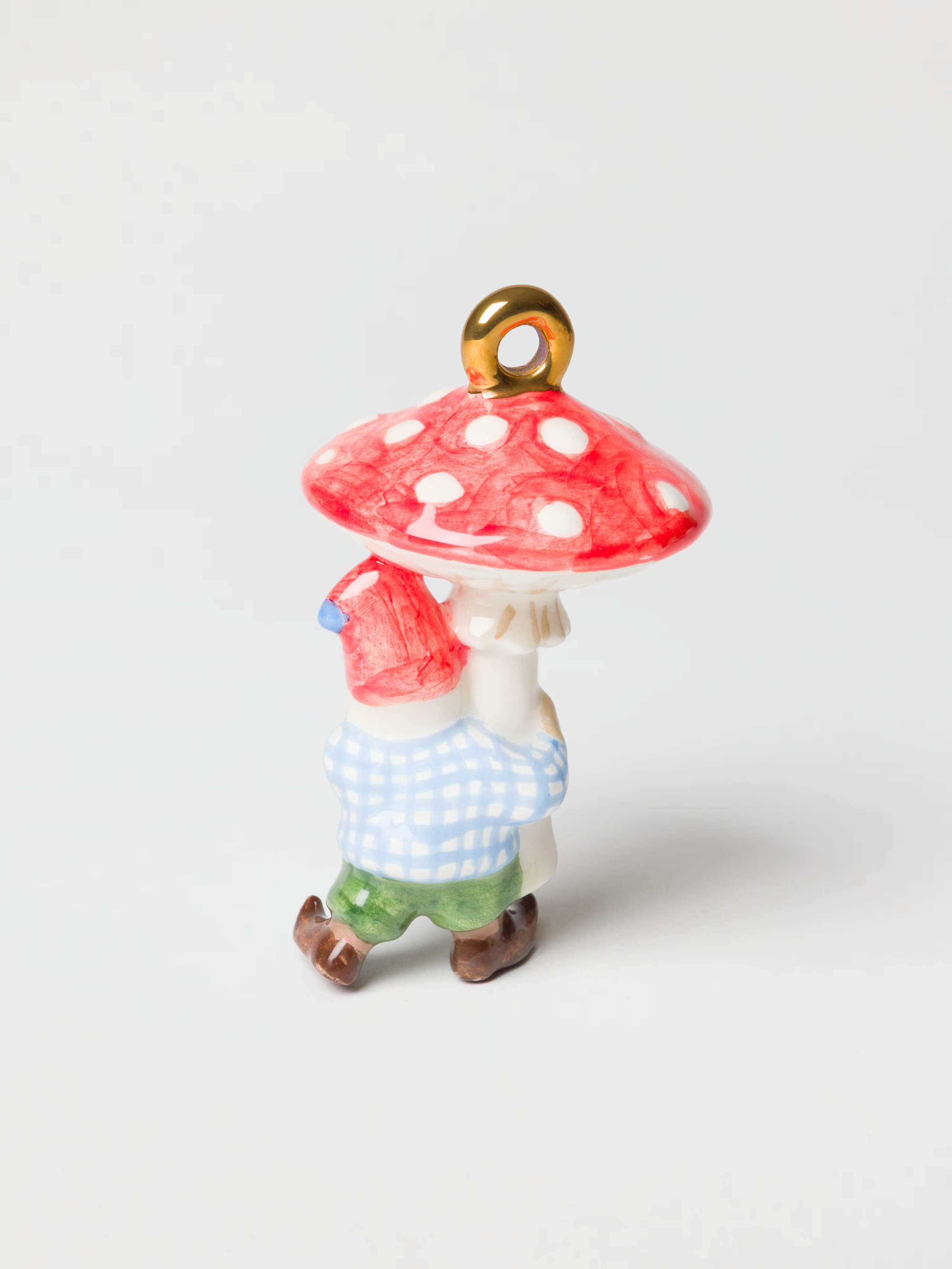 Back shot of Gnome Hugging Mushroom Ornament