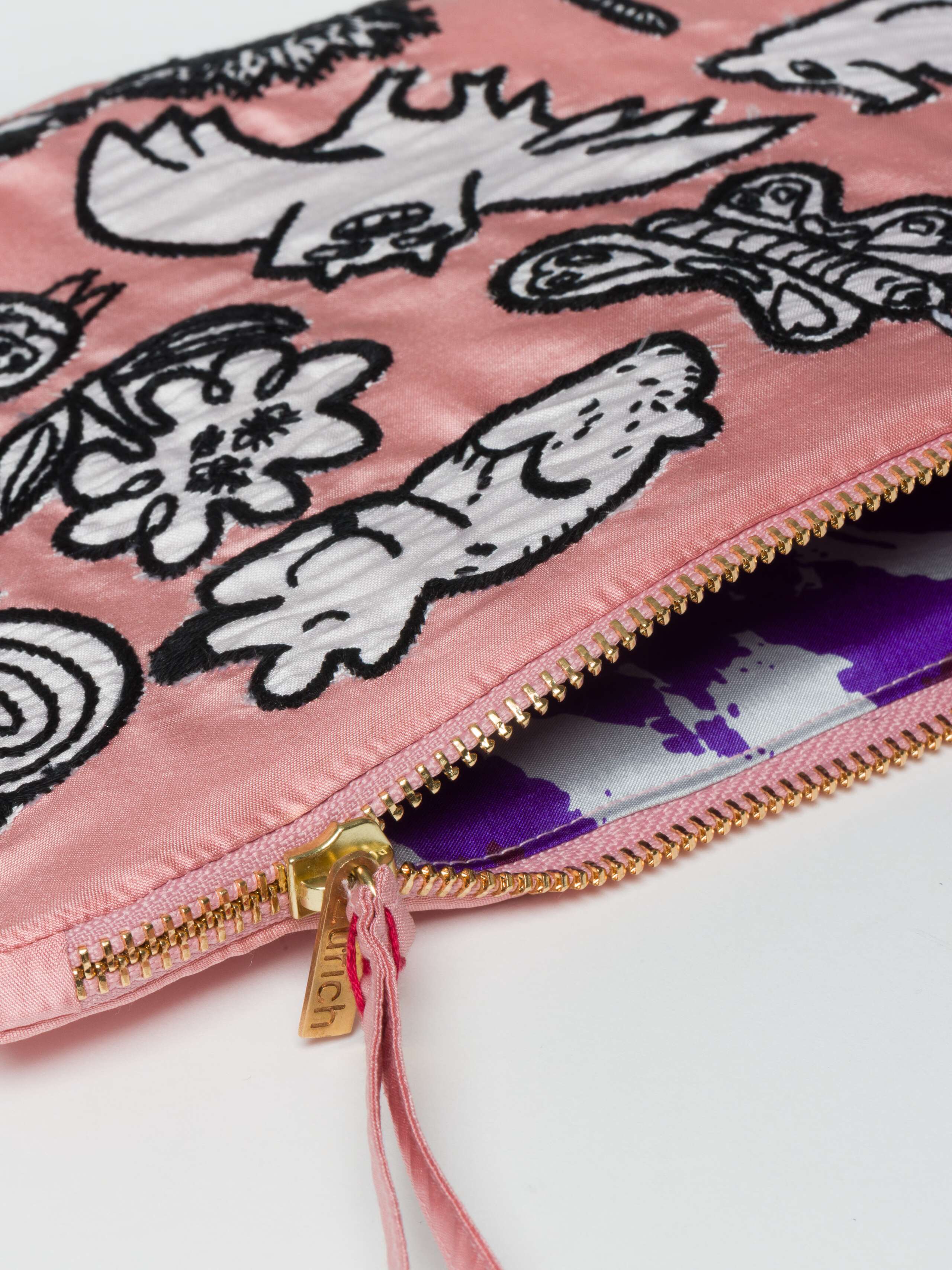 Detail Shot of zipper for Spring Forest Pouch with Animals in Pink 