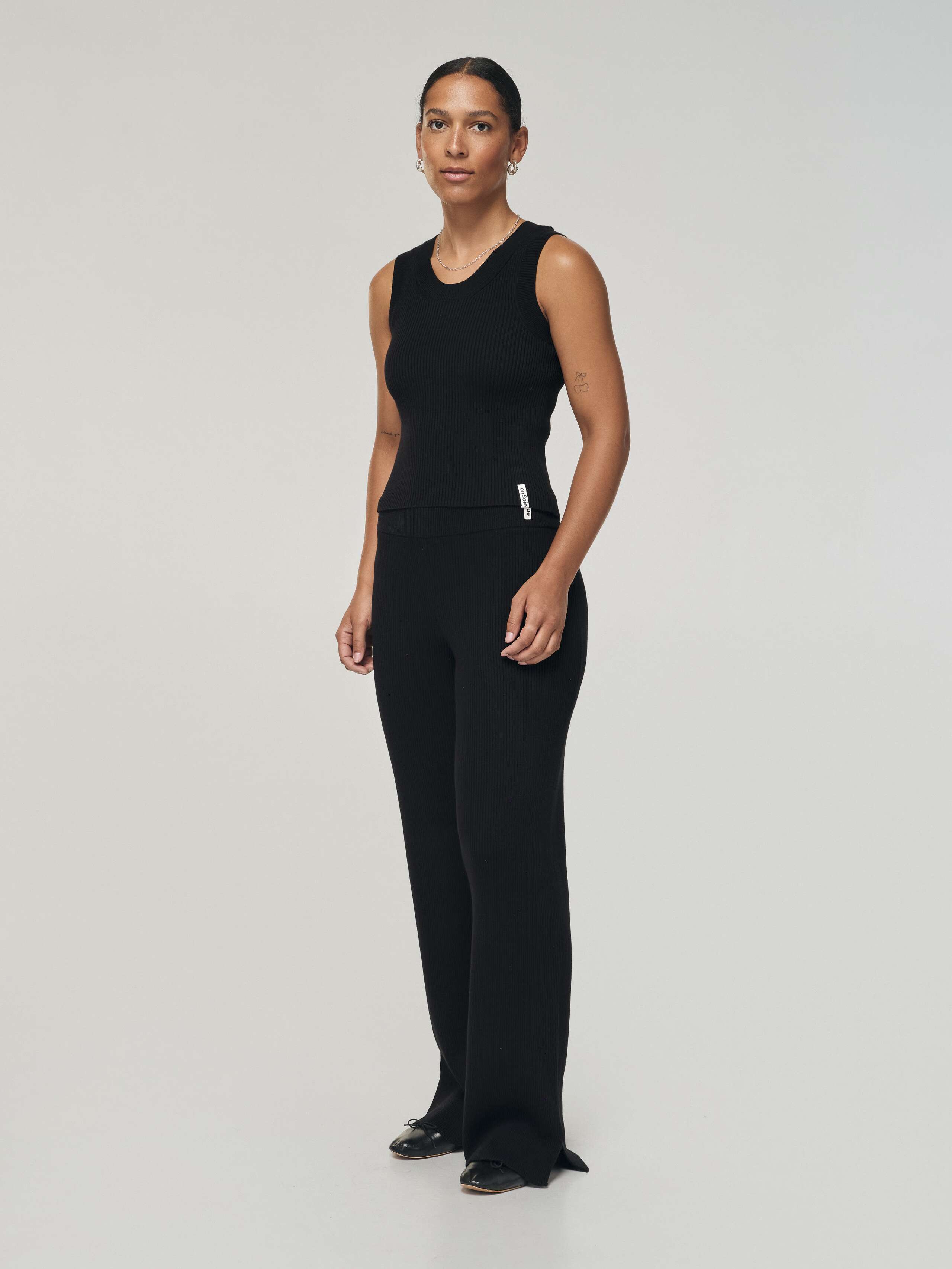 Emma trousers in black