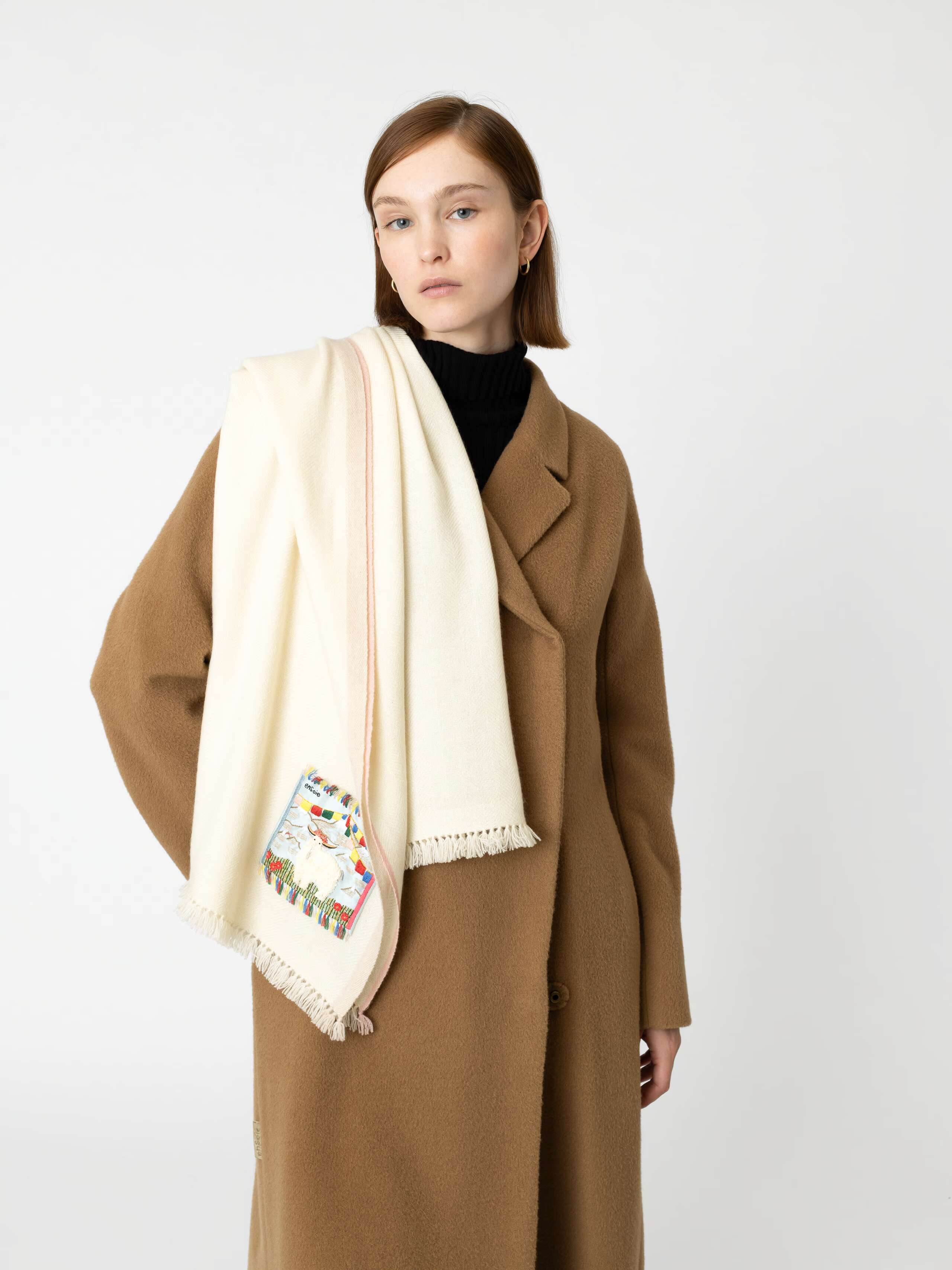 Blia cashmere stole in Snow Rabbit
