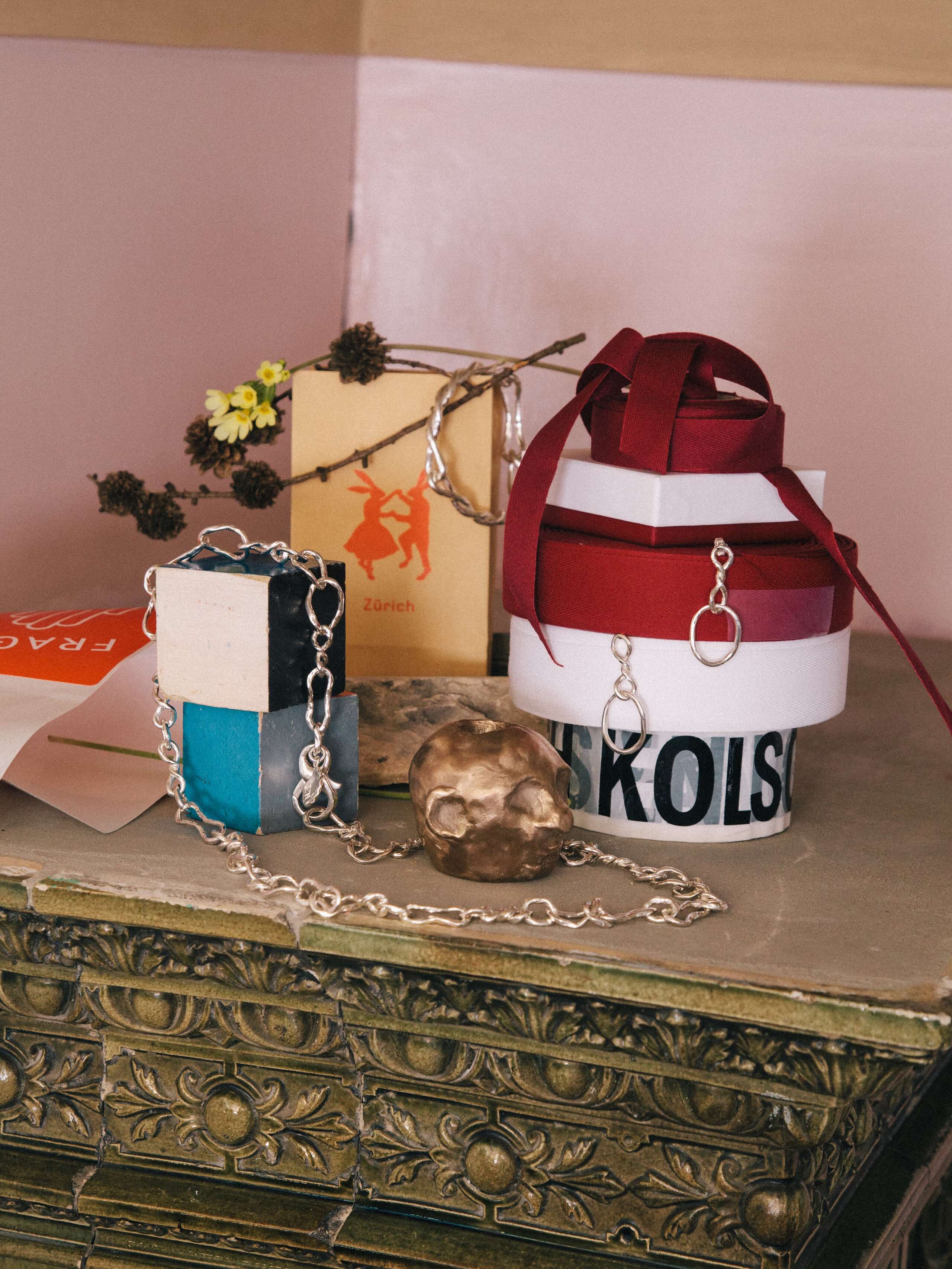 enSoie jewellery campaign 