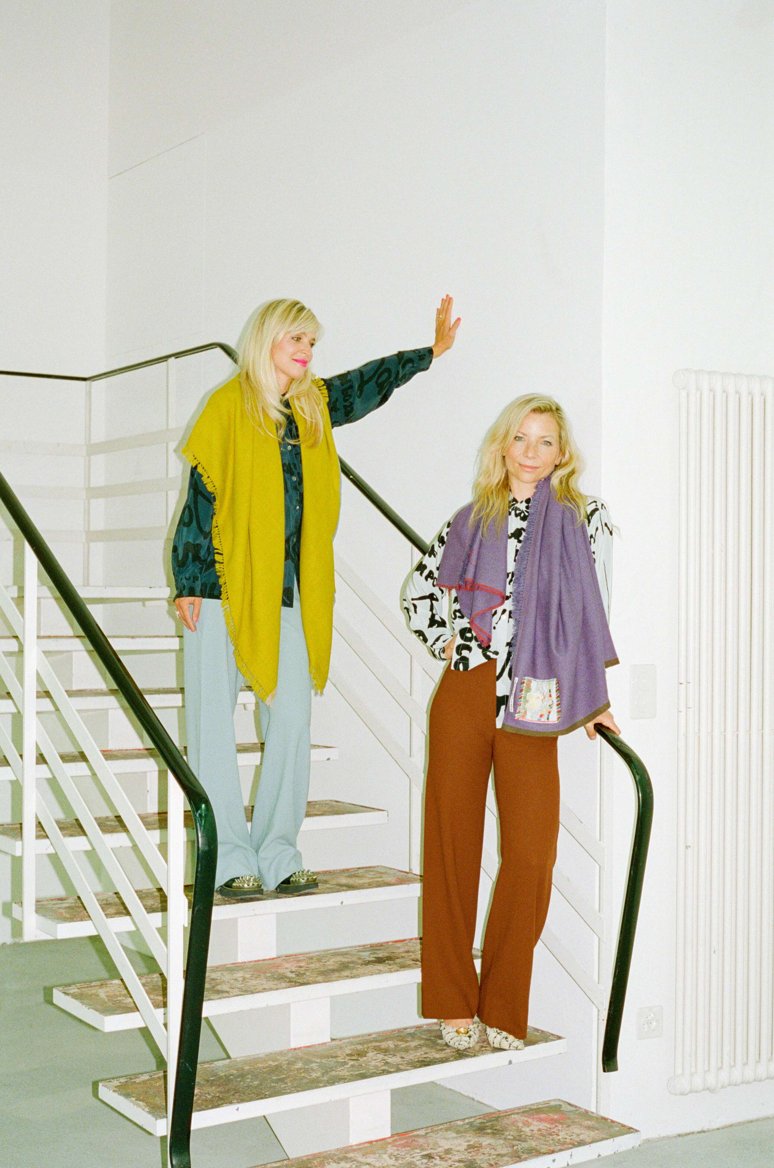 Karolina und Marina, Karma Galerie, enSoie