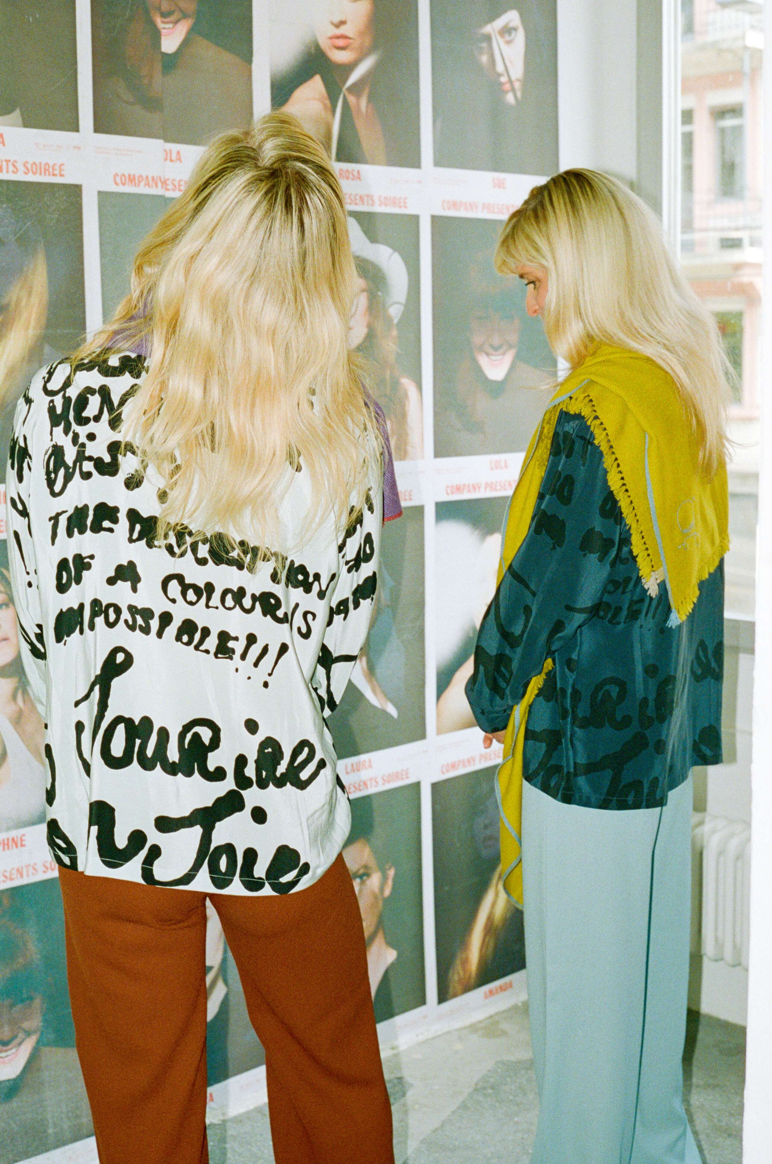 Karolina und Marina, Karma Galerie, enSoie