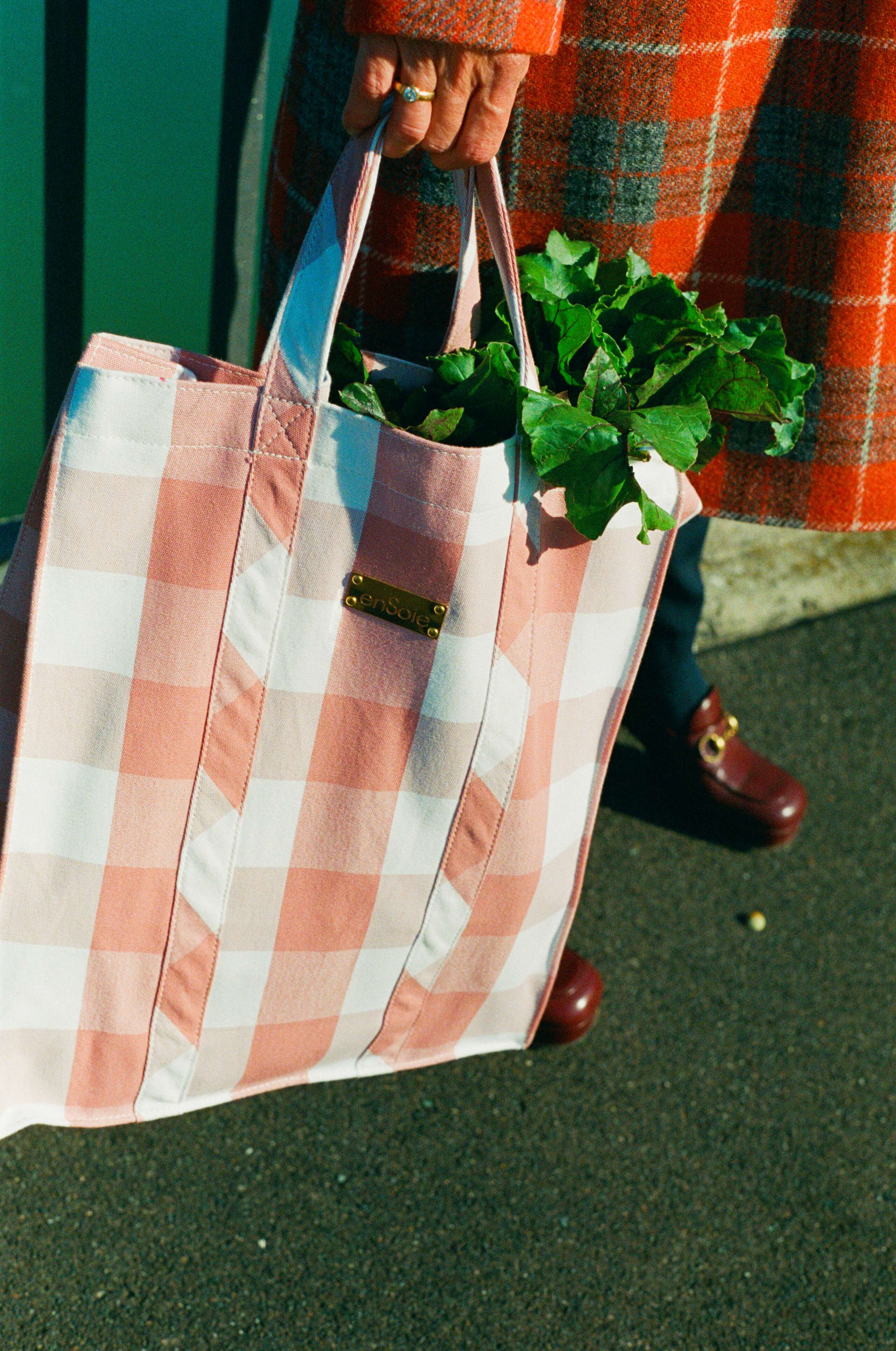 Lisa Feldmann, enSoie