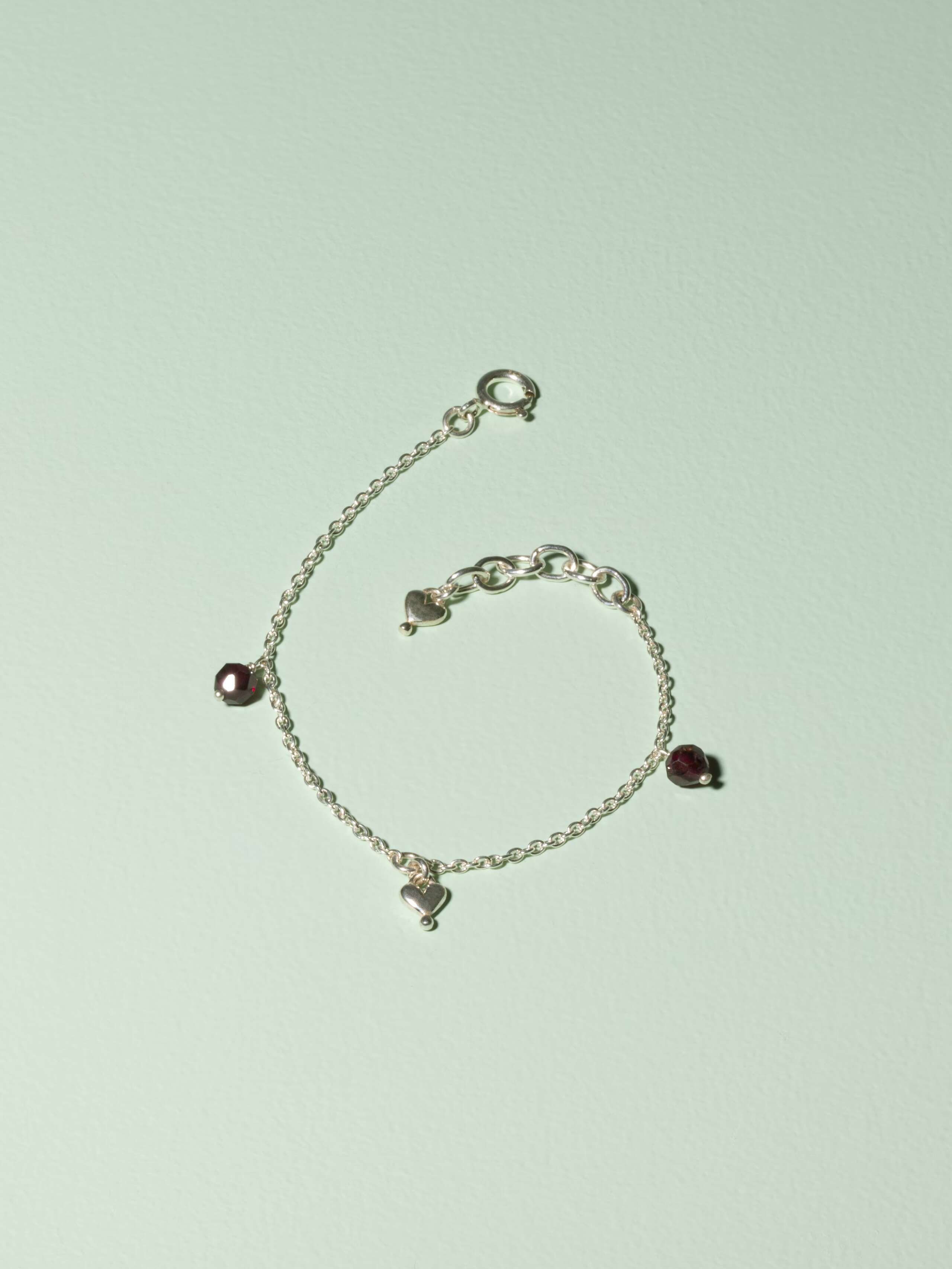 Zoe bracelet with garnet stones