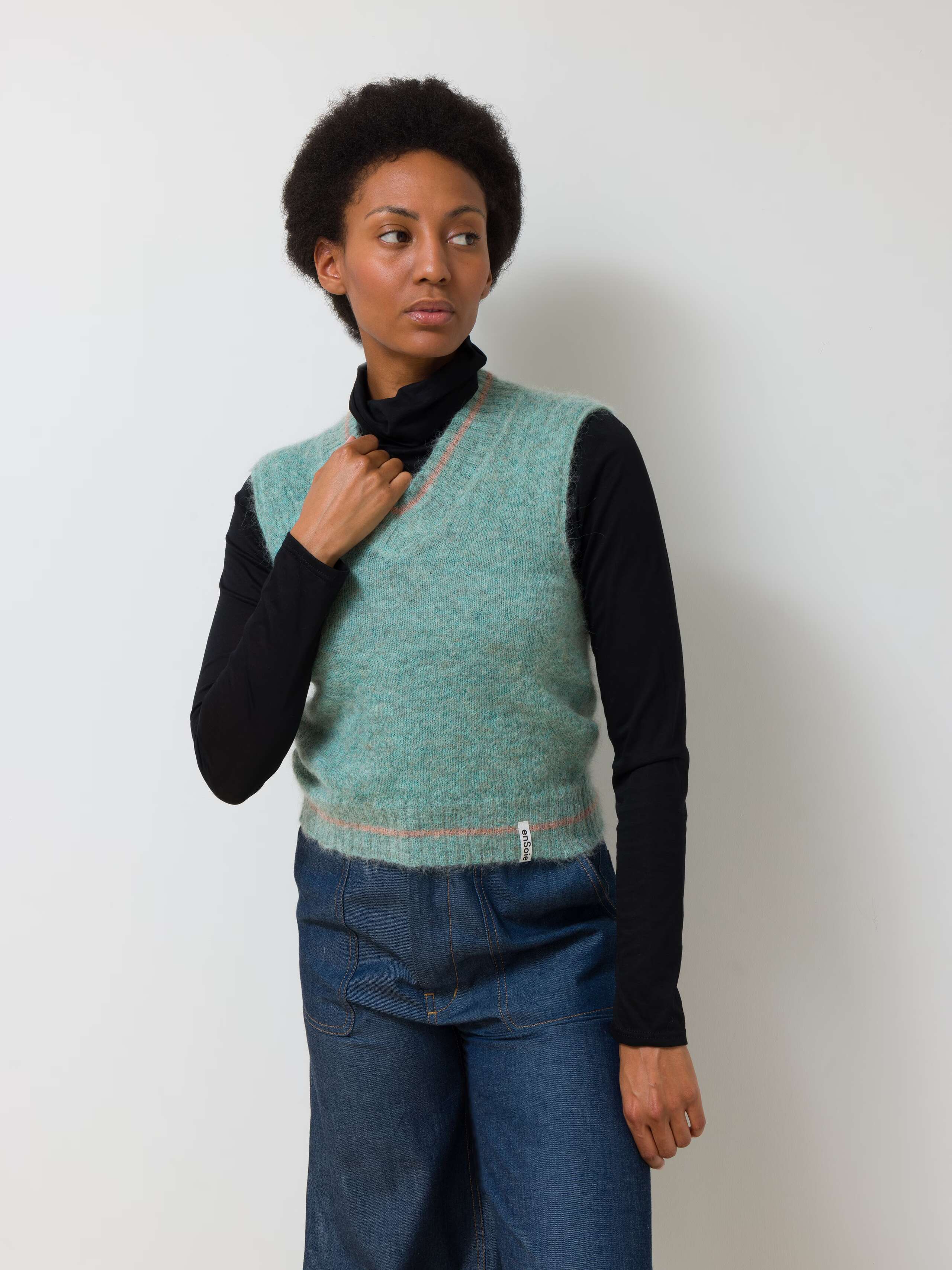 Vera Vest in mohair wool jade rose colour