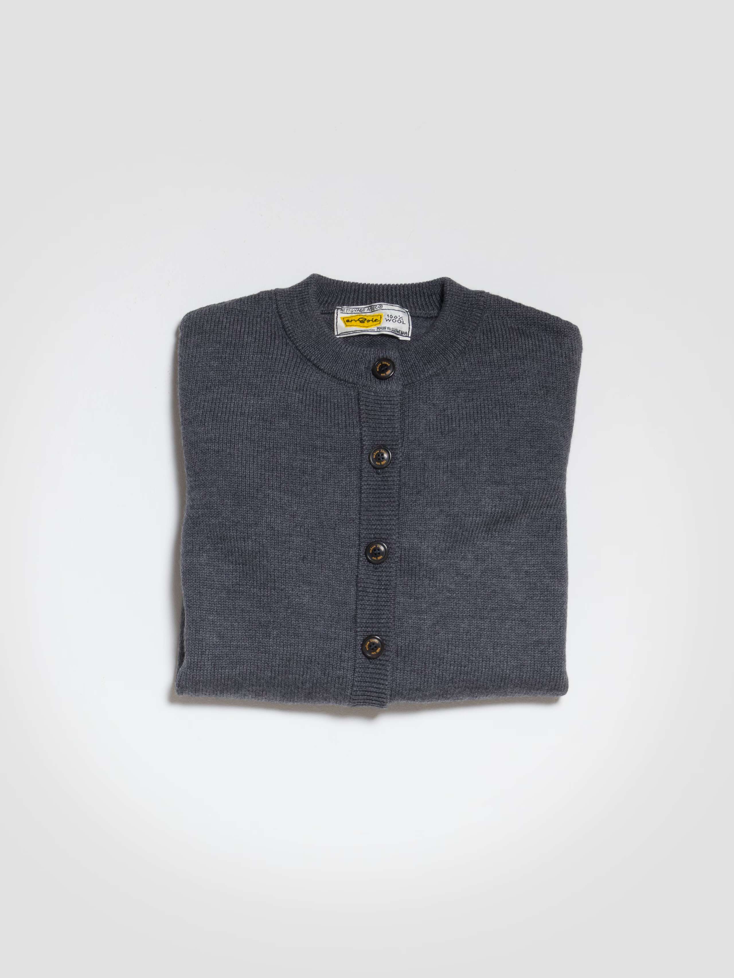 Bora cardigan in grey wool knitted