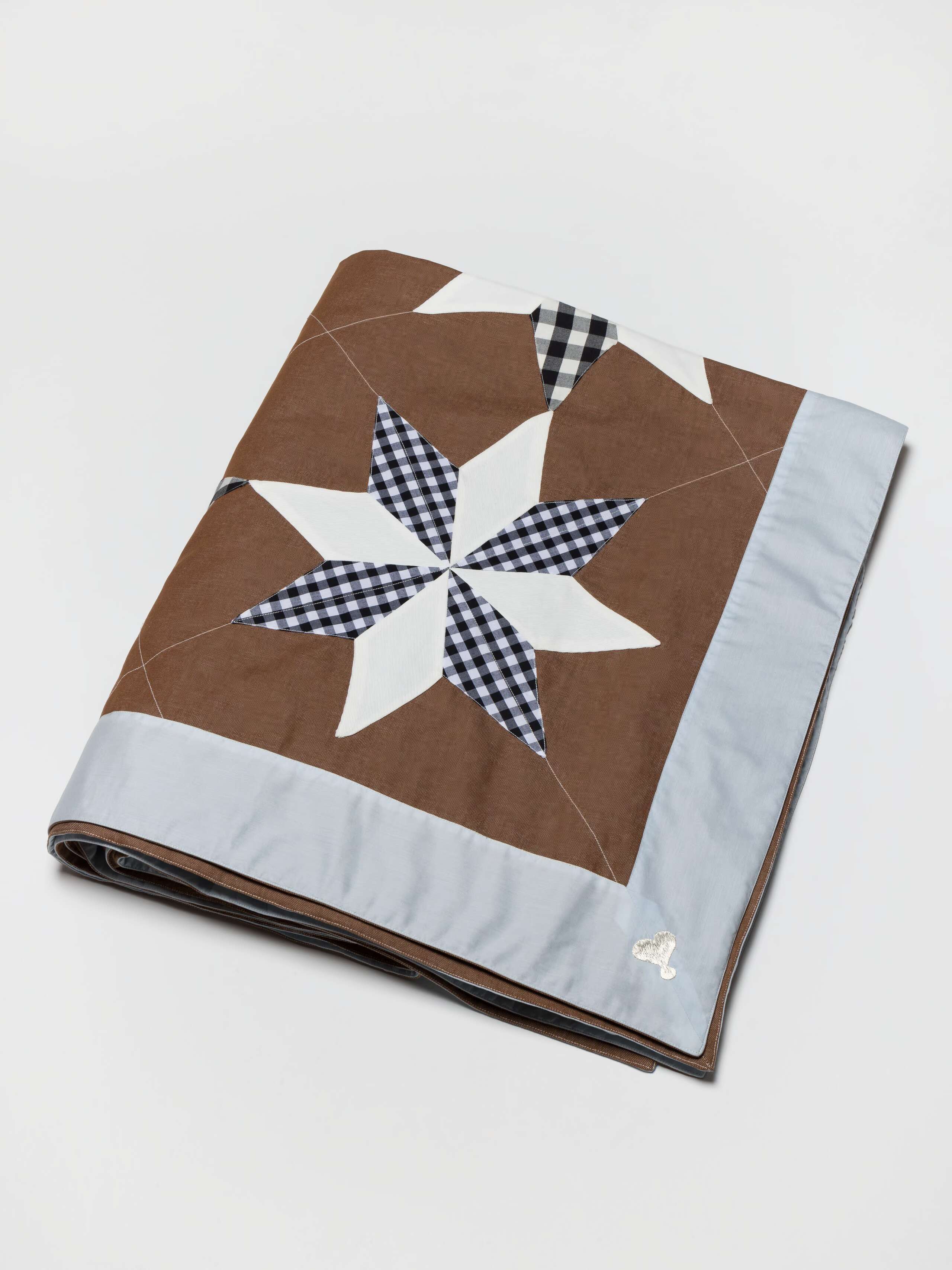 Picture of a detail of a beautiful quilt