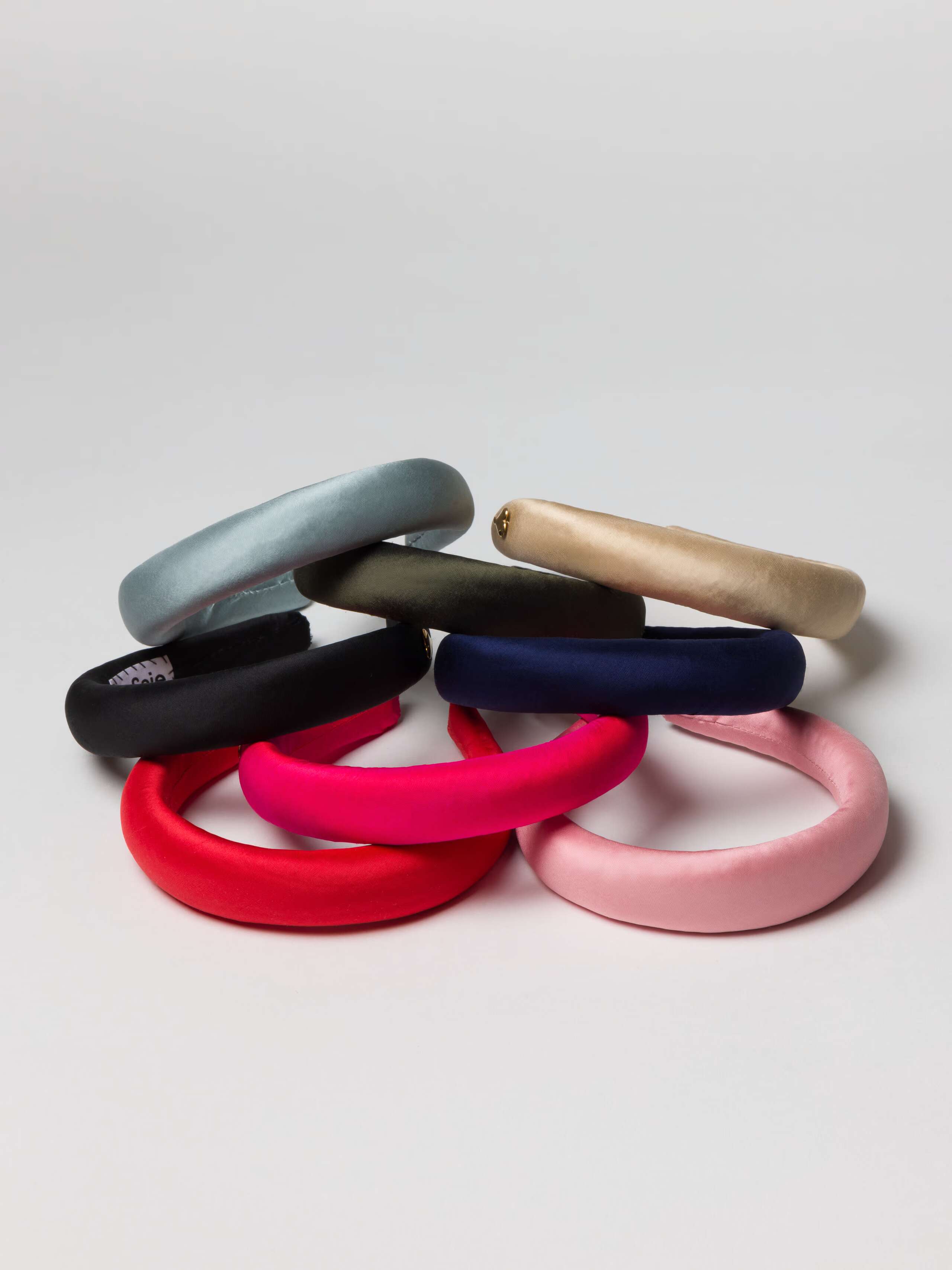 Doupion silk hairband in all eight colours