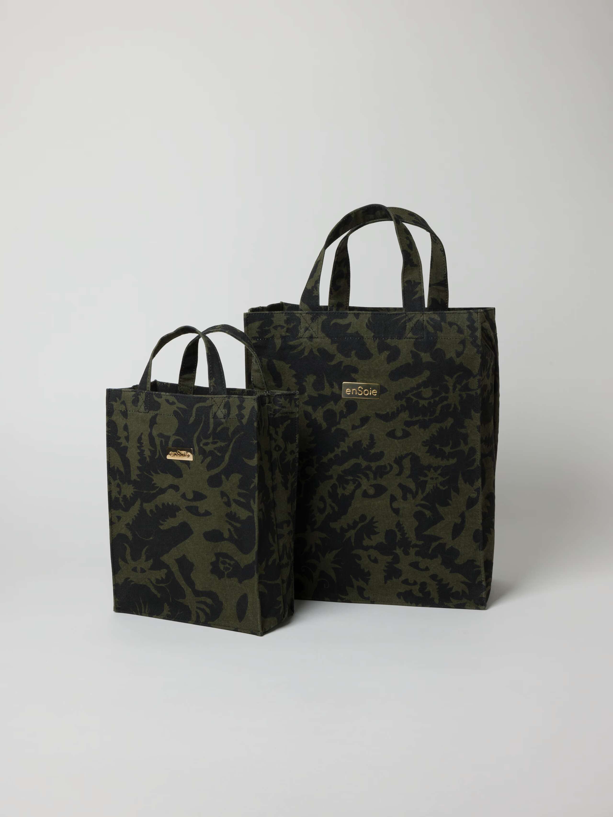 Monster printed cotton canvas Cabas shopper bag in black and green 