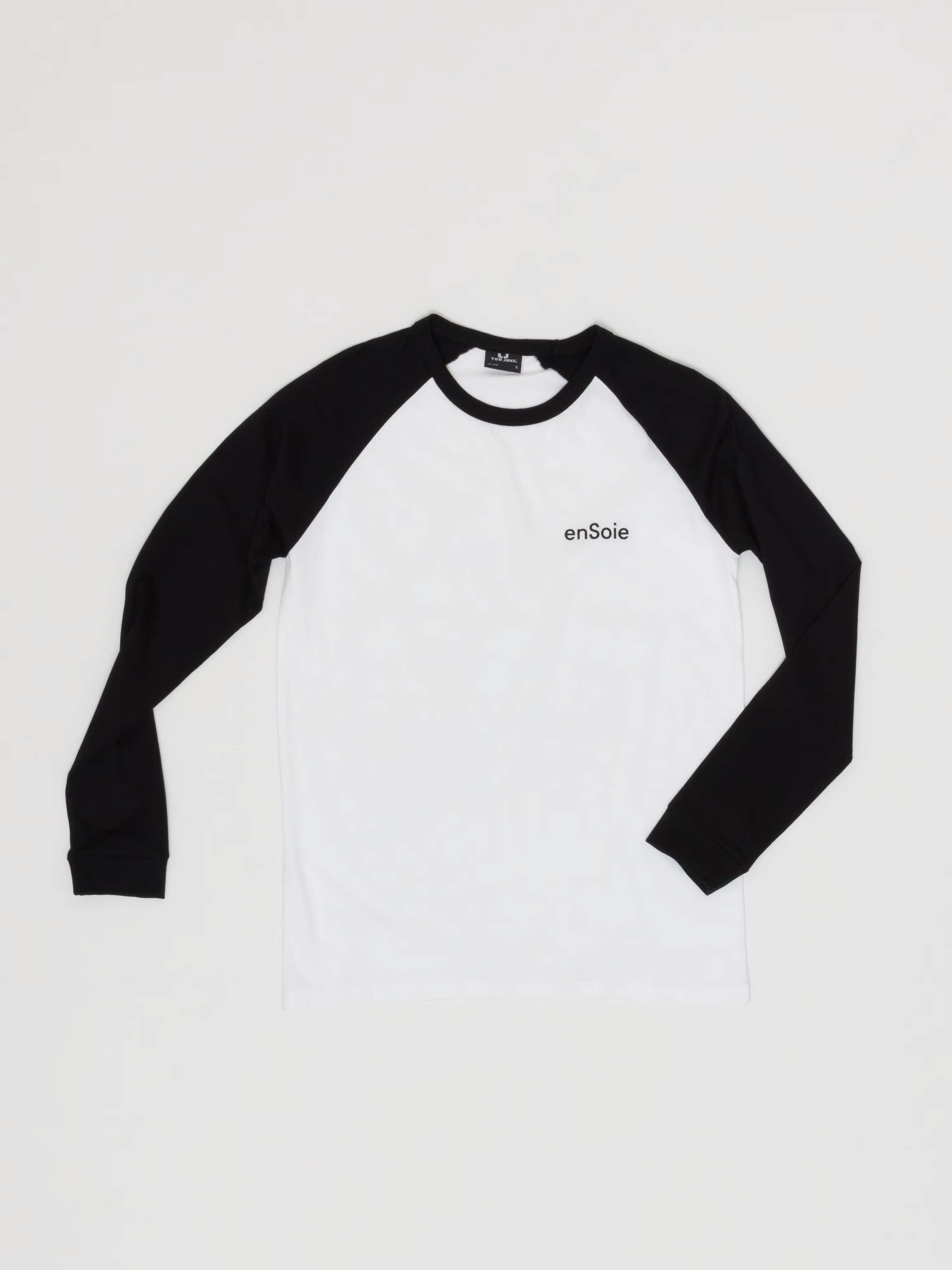 Raglan baseball shirt black and white