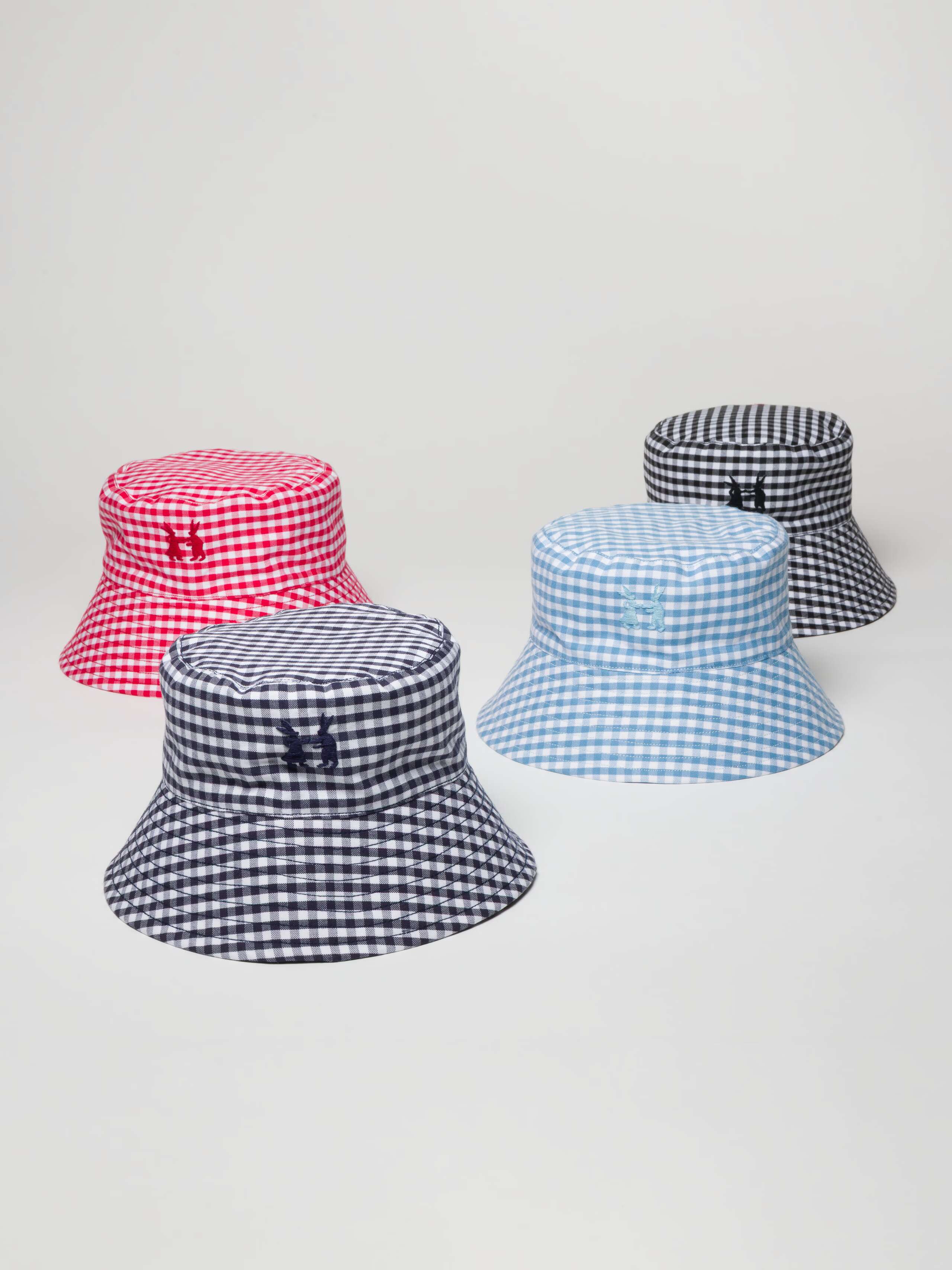Bucket hat in four colour variations