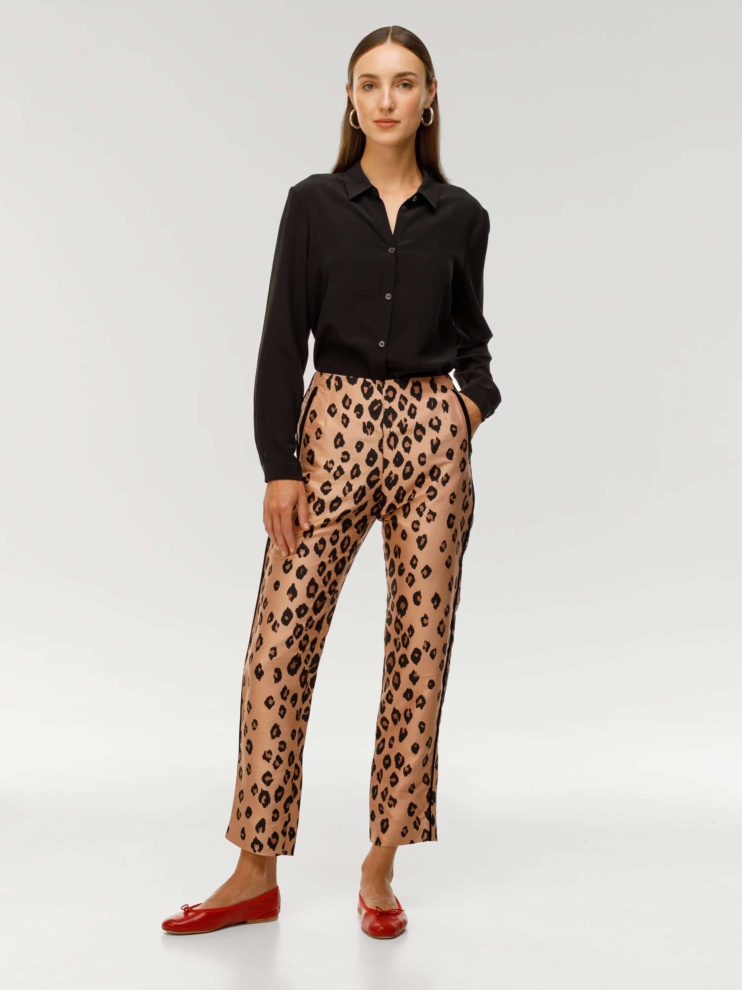 Diane leo heritage print trousers in silk, worn by model