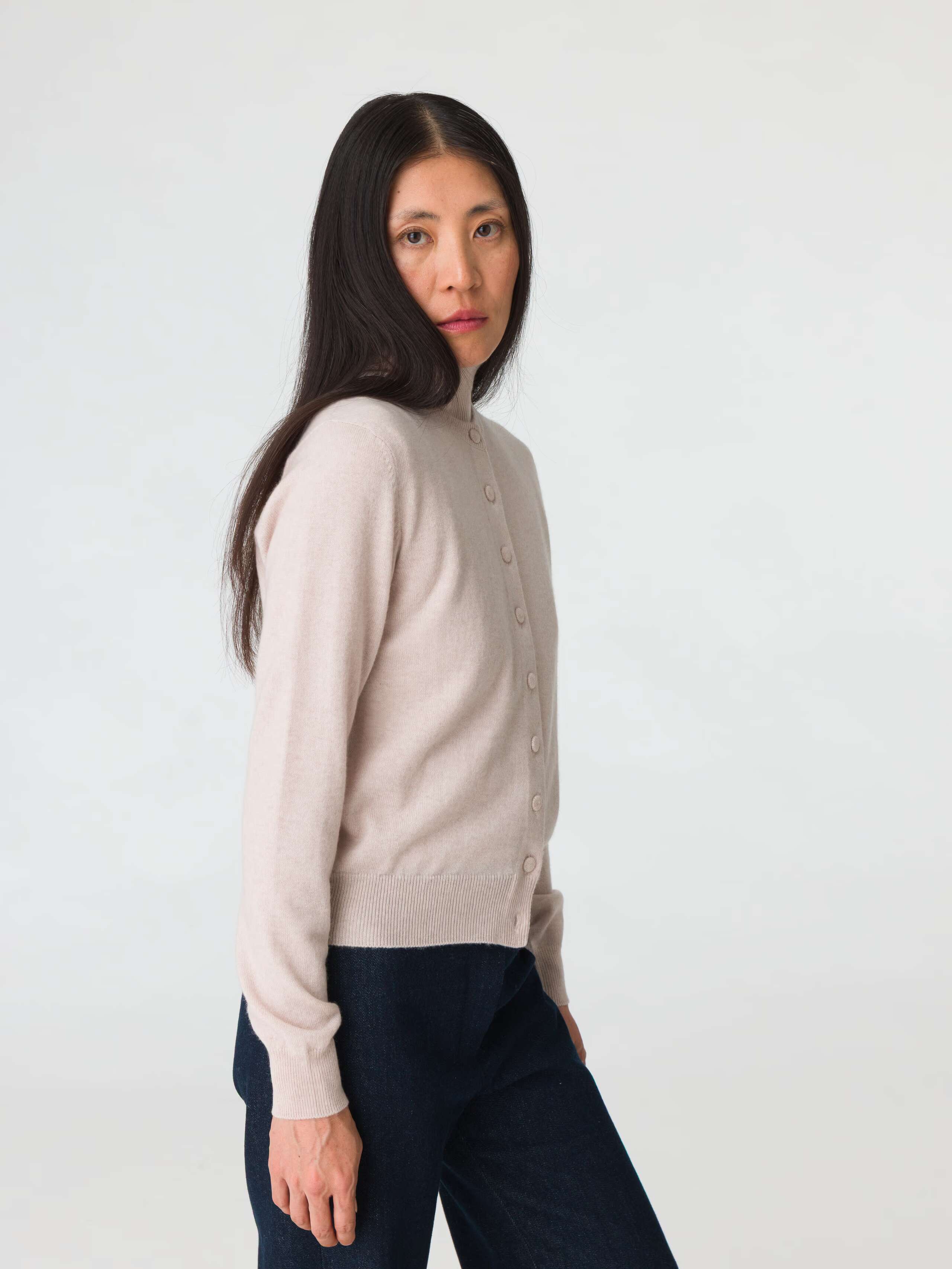 Anita Cardigan in cashmere beige