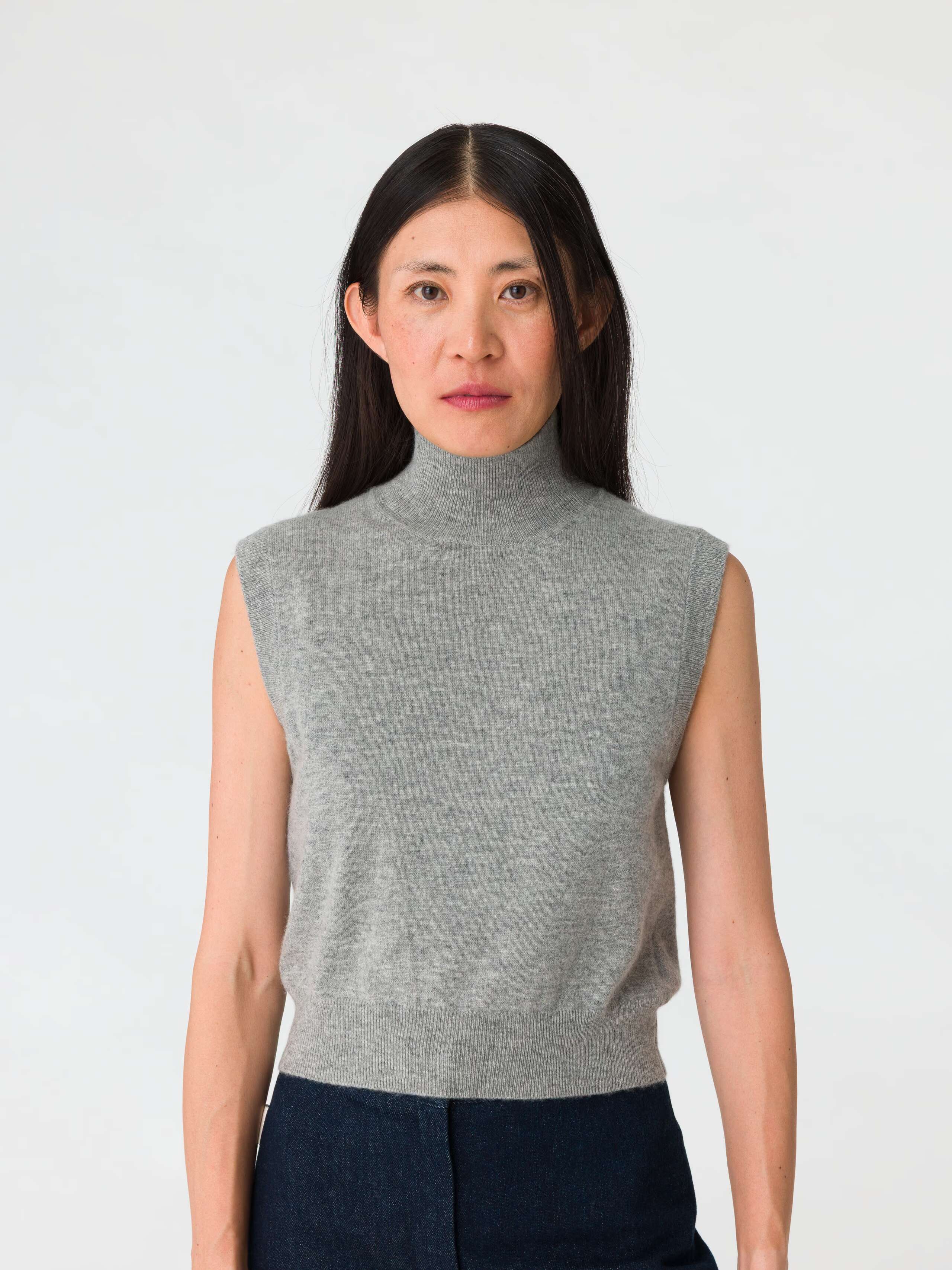 Ingrid rollneck Top in cloud grey