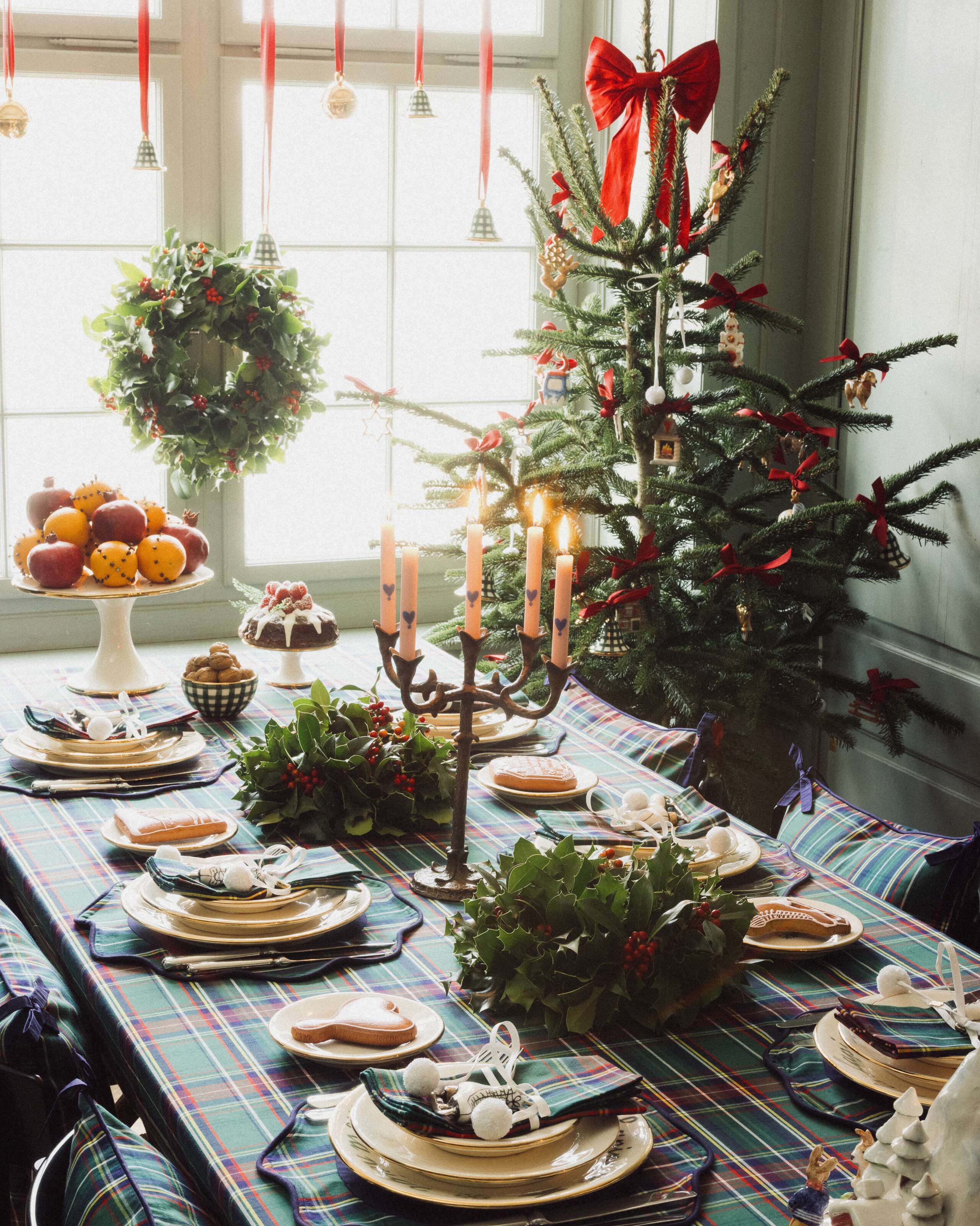 Picture of a festively decorated table