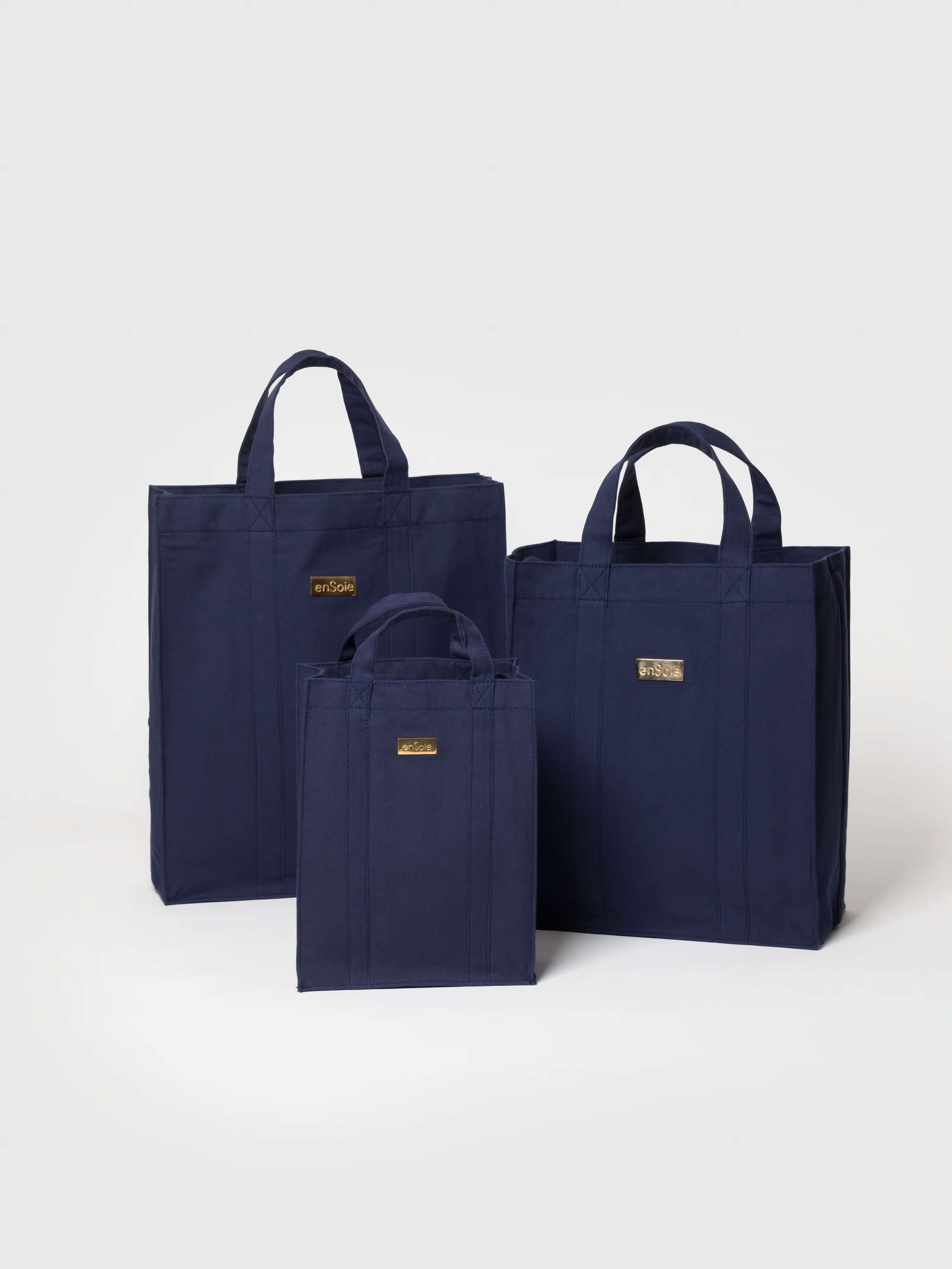Cabas bag in uni Zurich Navy, overview