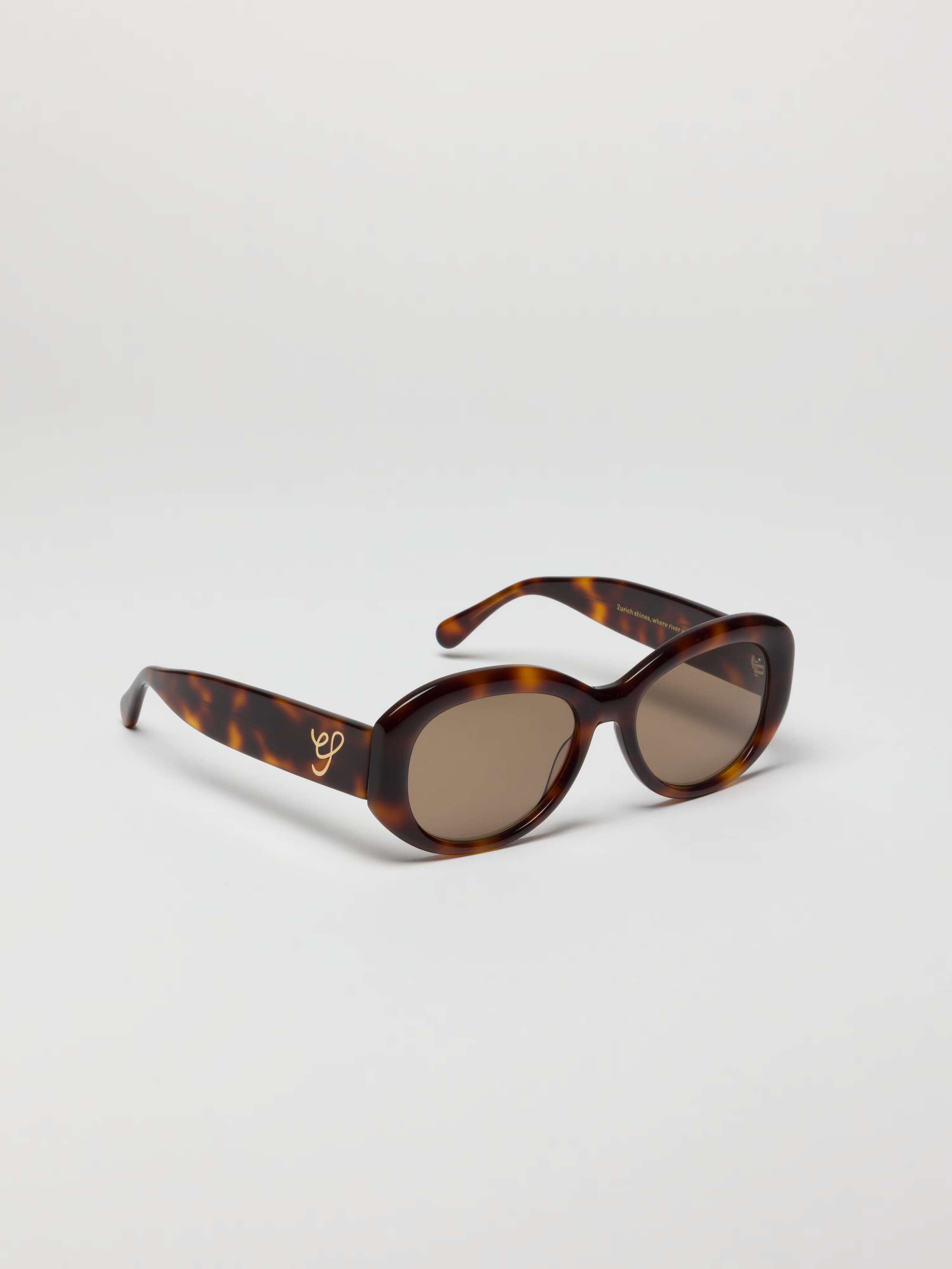 Front Shot of Capri Sunglasses in Tortoise 