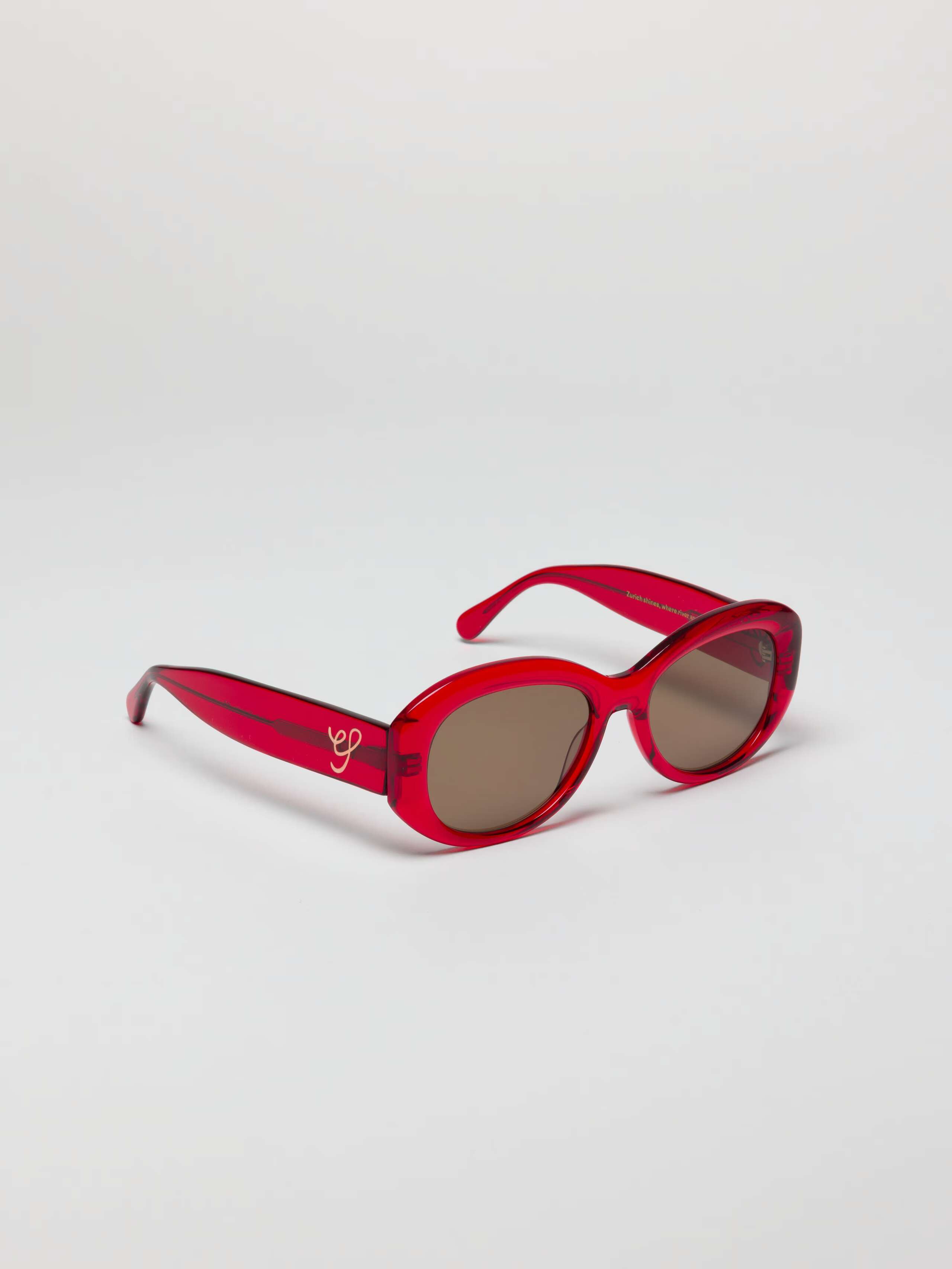 Front Shot of Capri Sunglasses in Red 