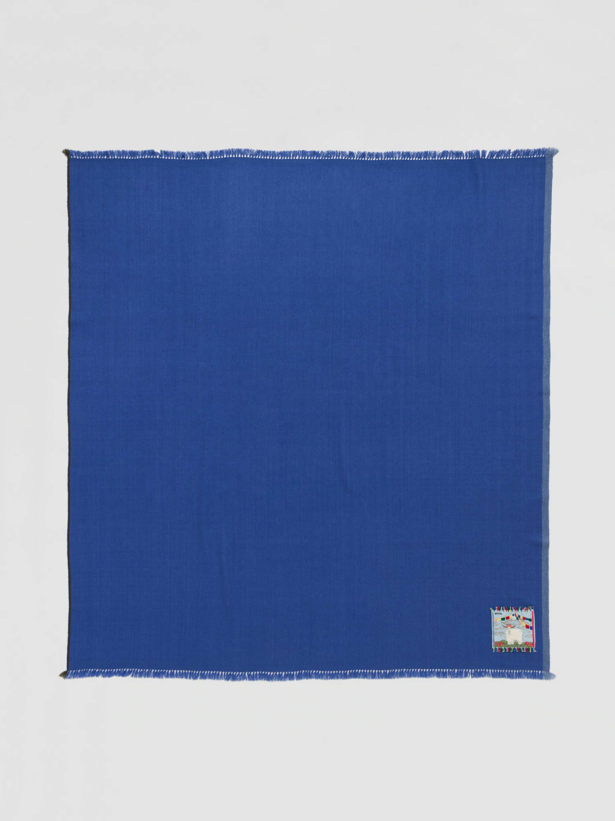 Picture of Cashmere Blia stole 130cm in Violet Blue with hand-embroidered label