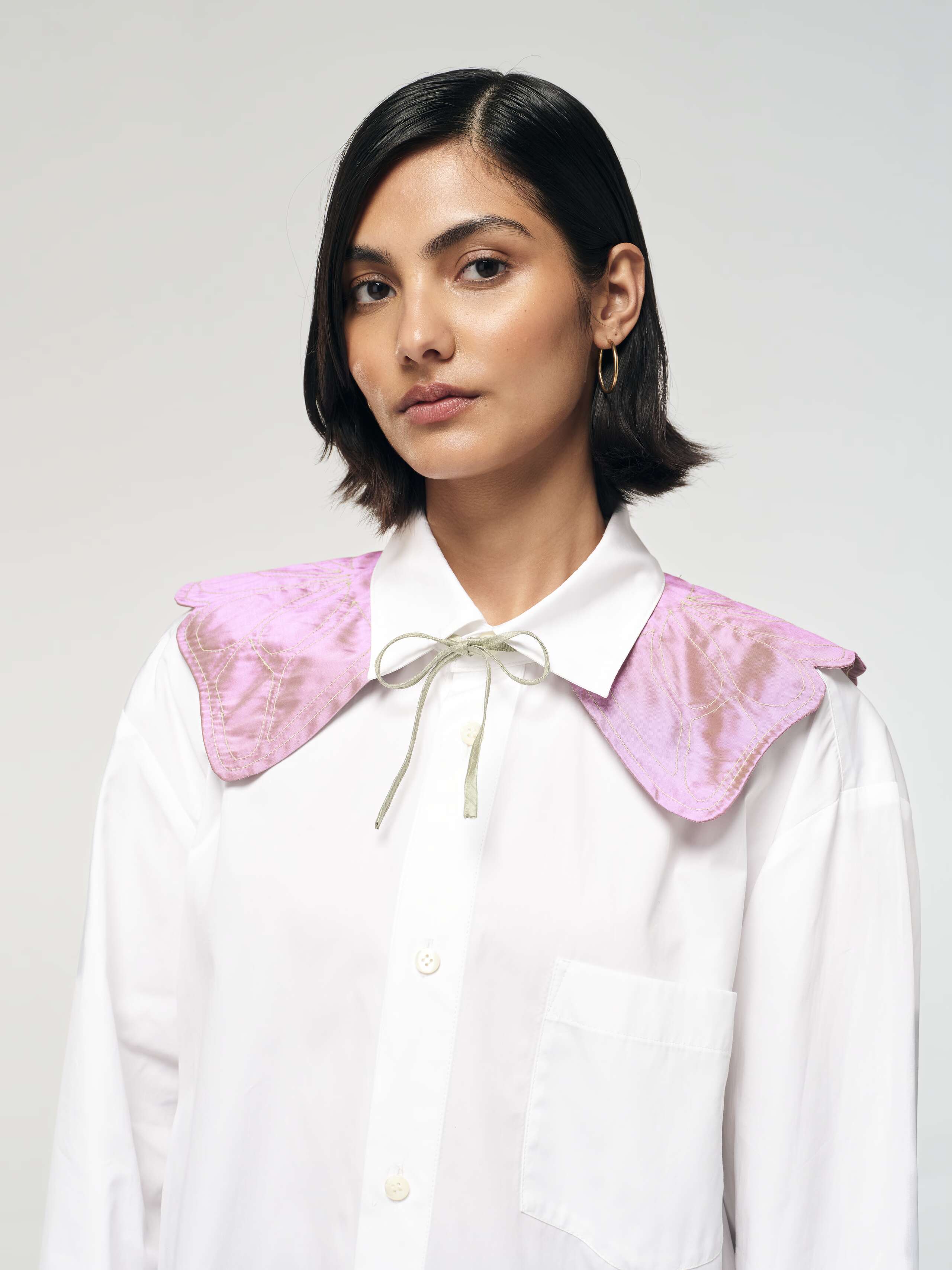 Product Shot of Juliet Collar on Model 