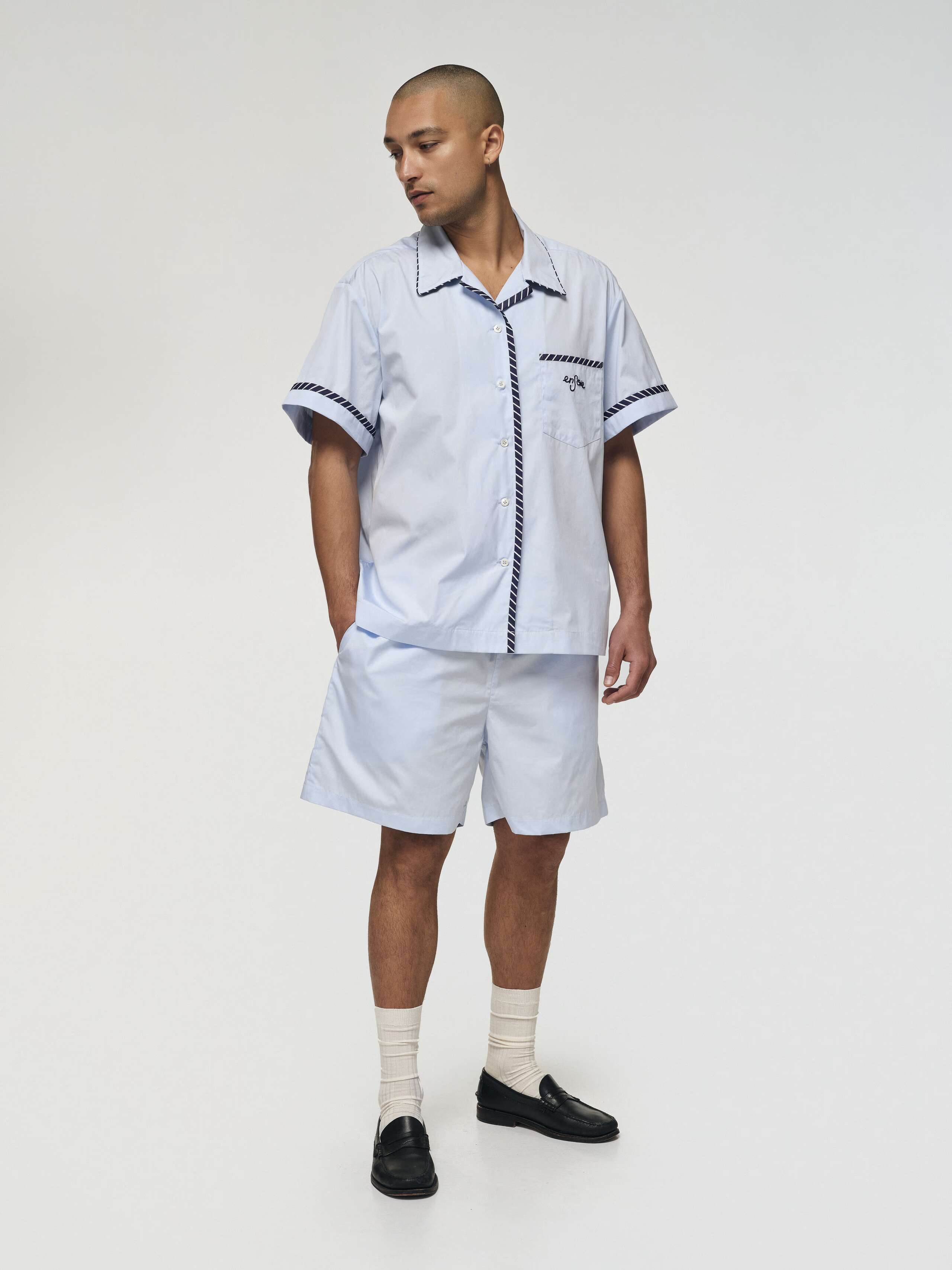Allen Shorts in light blue