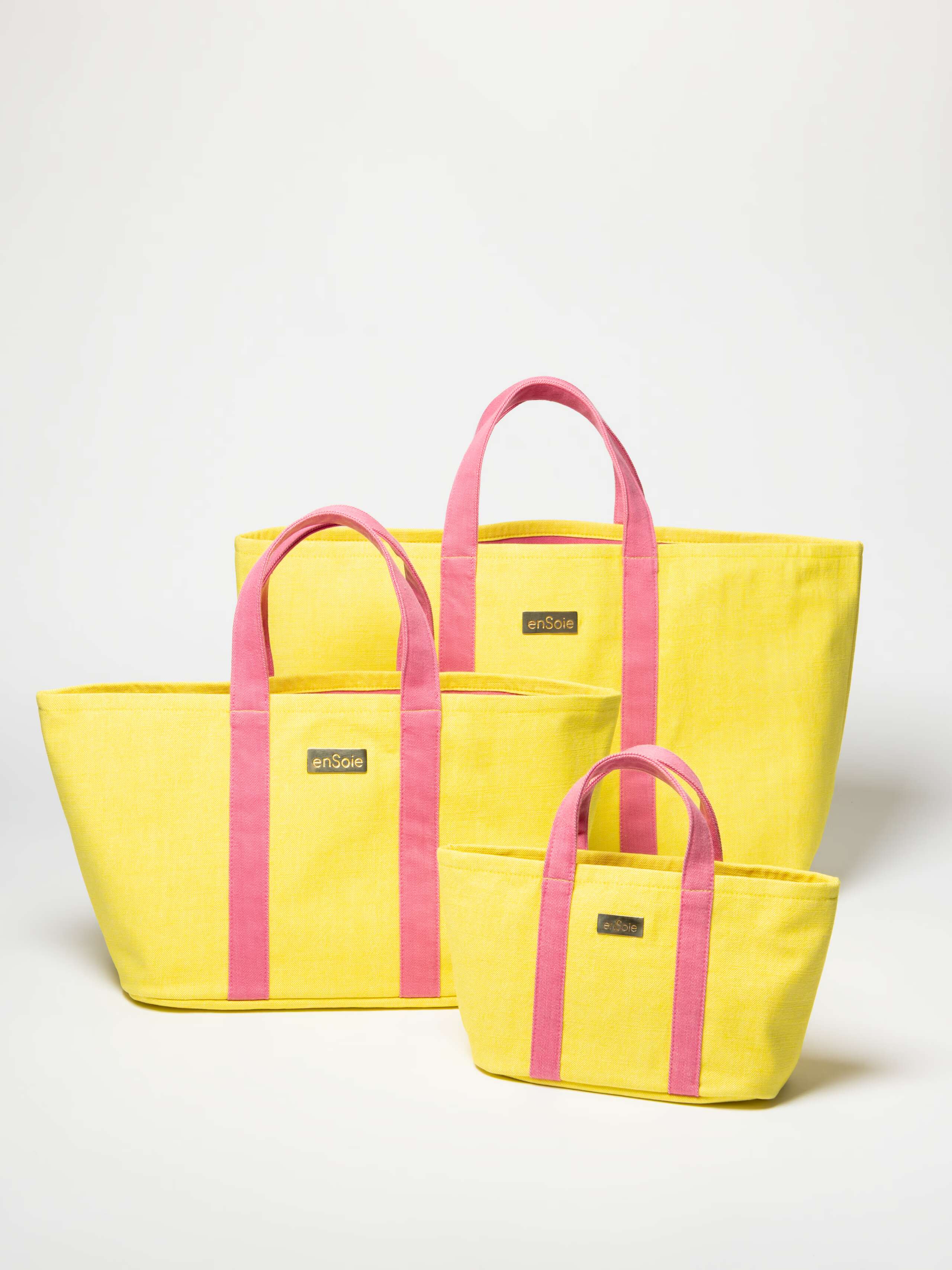 Product Shot of Upstate Bag in Citrus Yellow 
