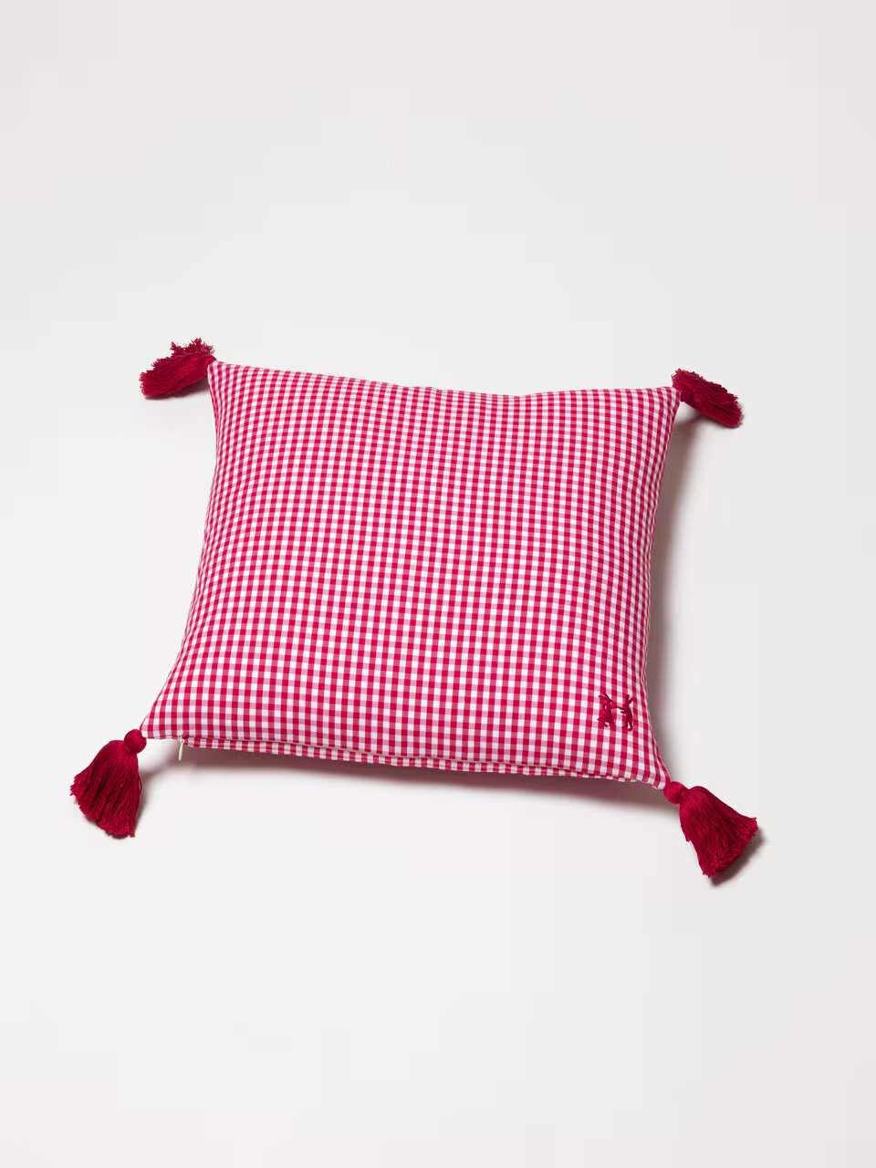 Product Shot of Mila Pillow in enSoie Red 