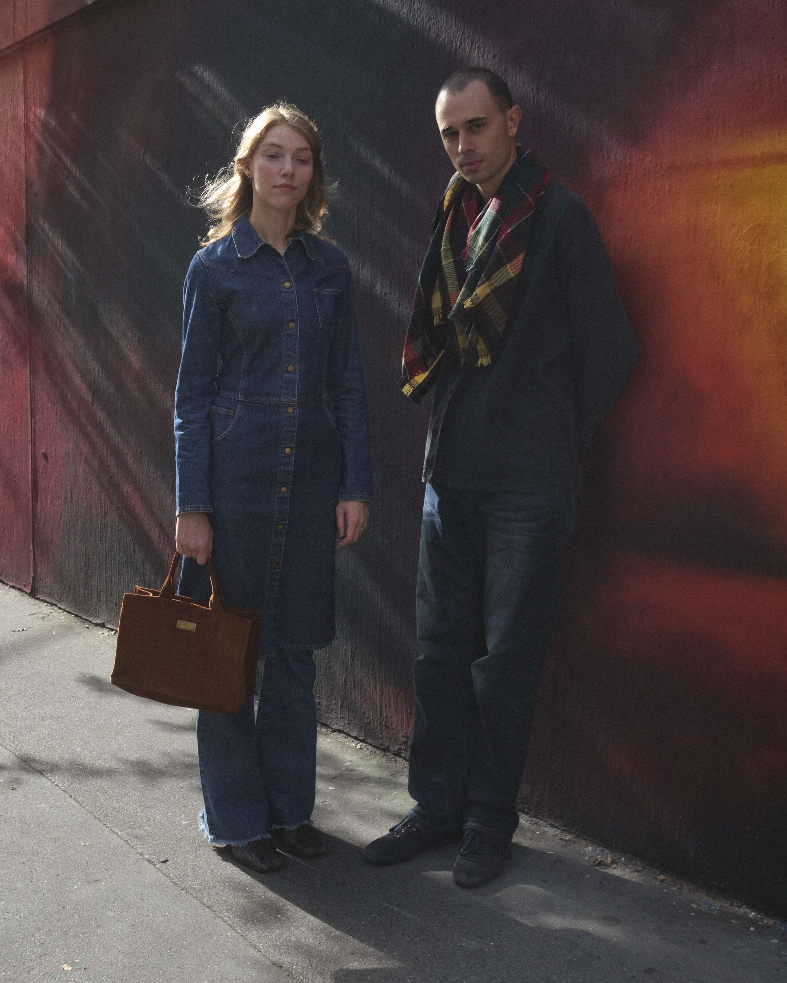 Picture of a man and a women in Paris